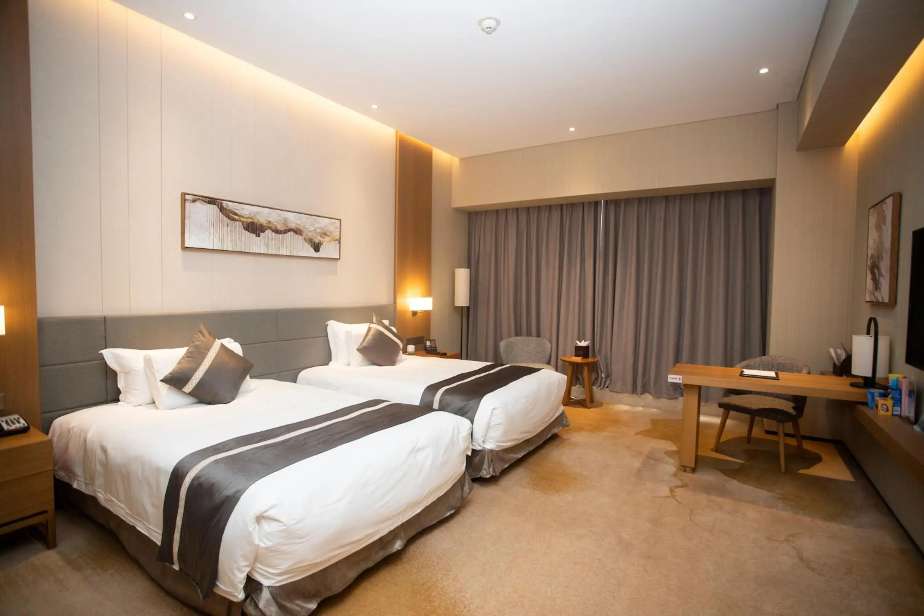 Photo of the whole room, Bed in Yuyao Bright hotel Photo of the whole room, Bed in Yuyao Bright hotel