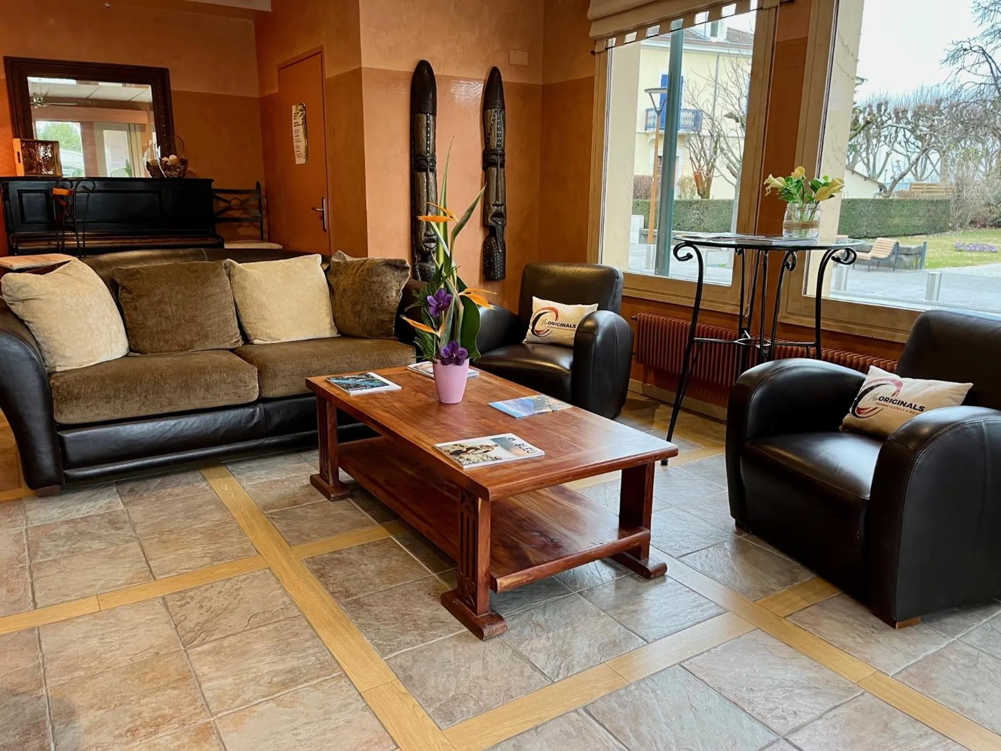 Property building in Hôtel L'Iroko The Originals City