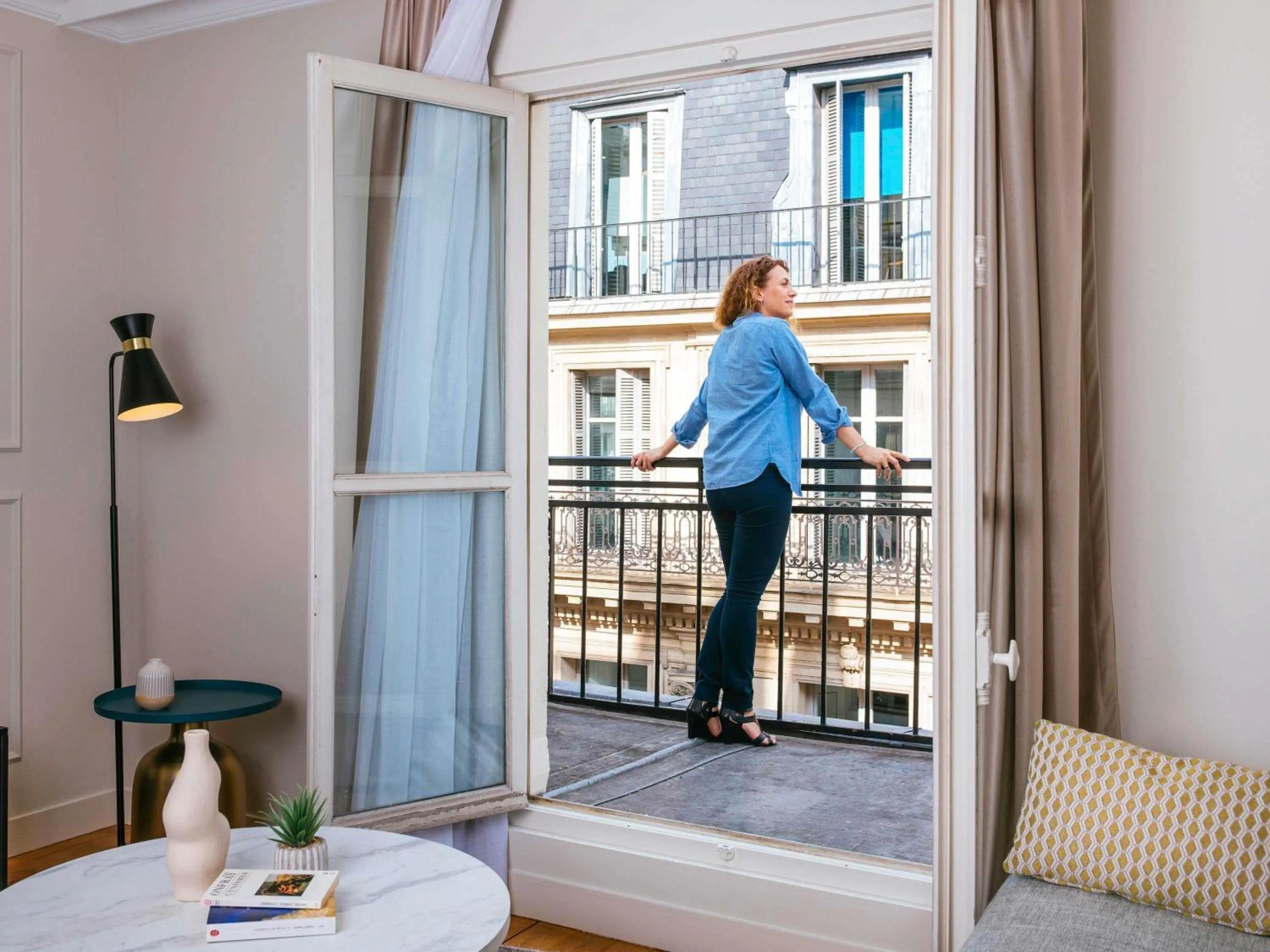Property building in Aparthotel Adagio Paris Opéra