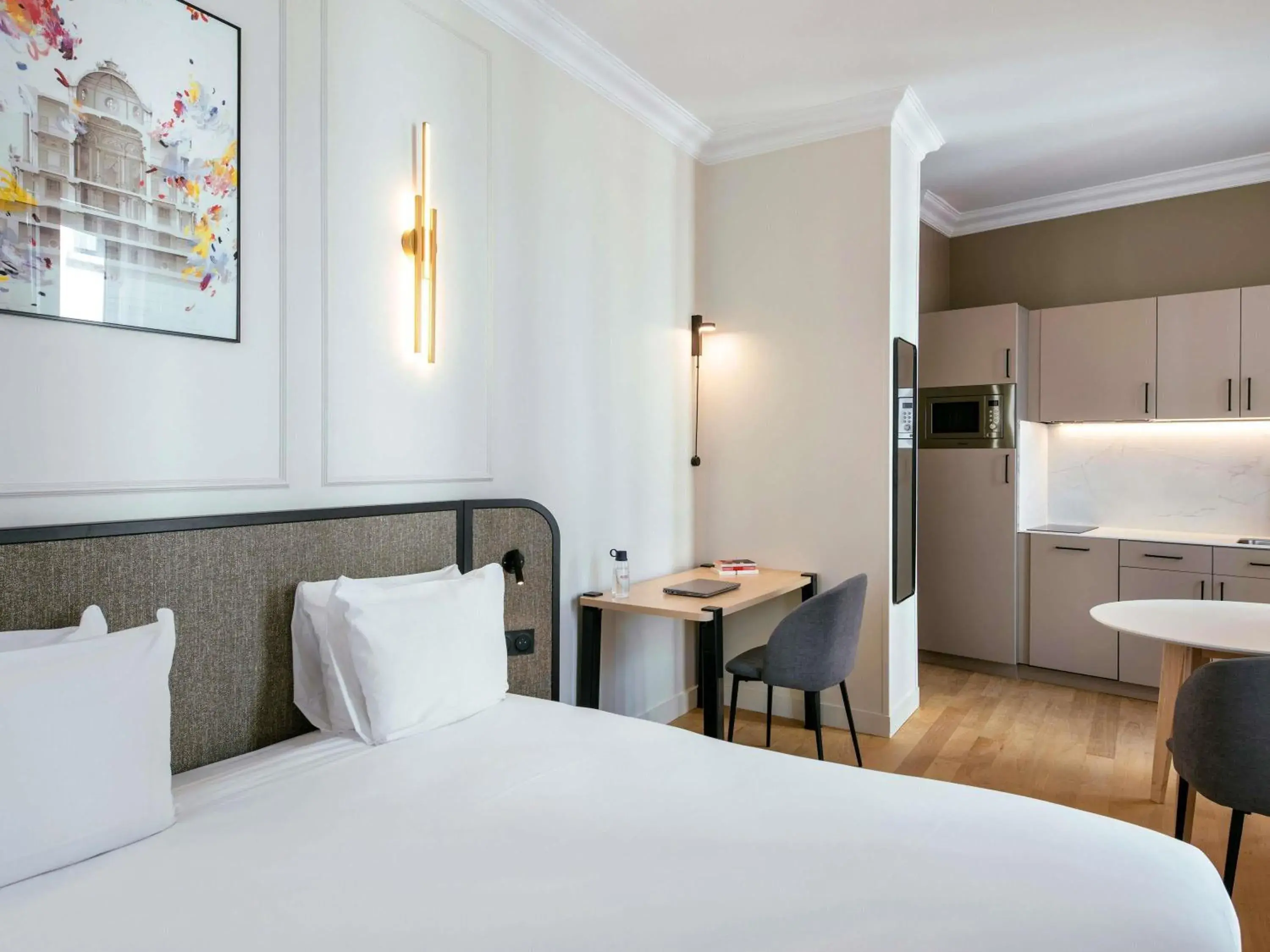 Bedroom, Bed in Aparthotel Adagio Paris Opéra Bedroom, Bed in Aparthotel Adagio Paris Opéra