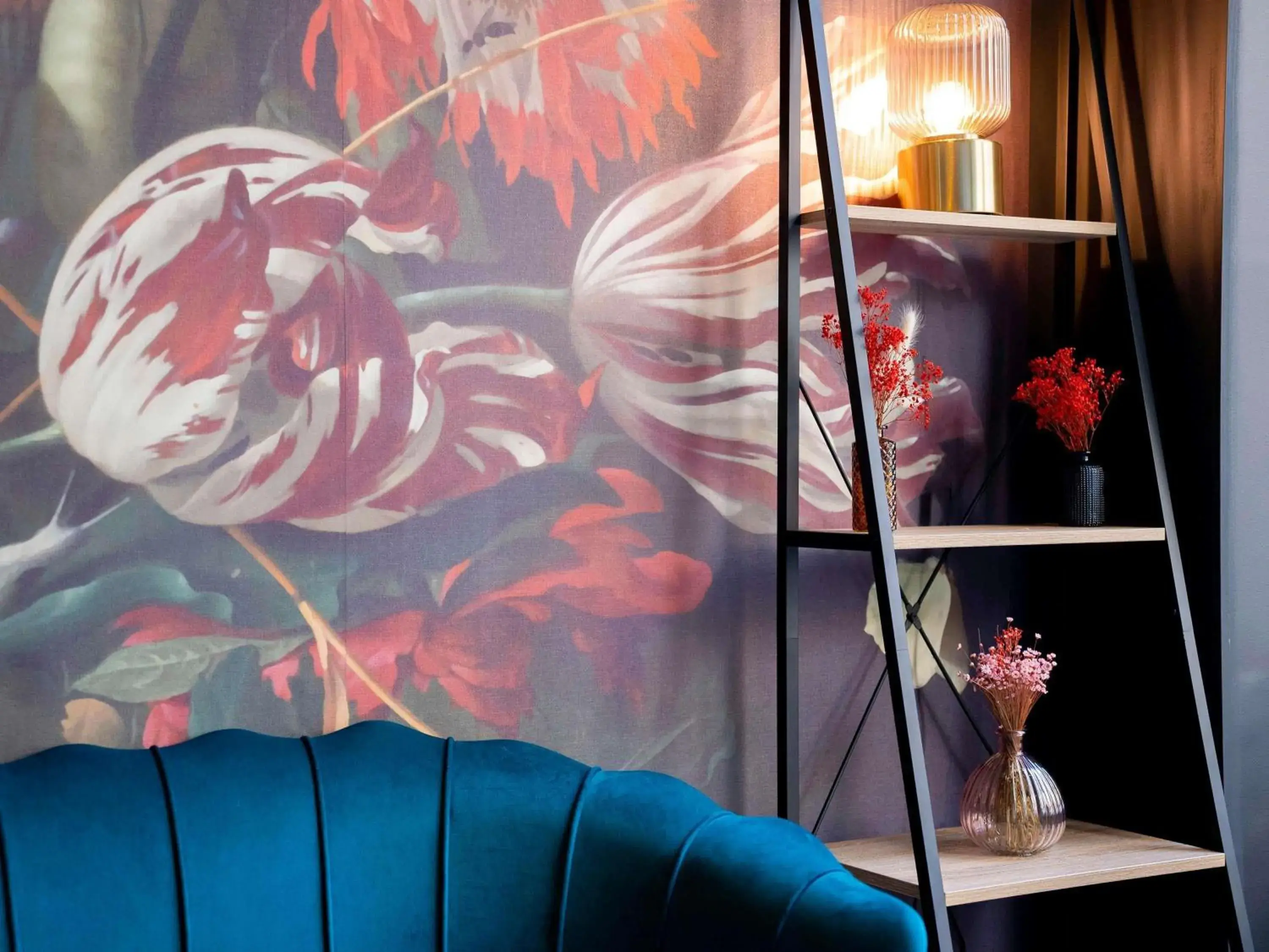 Lounge or bar in Ibis Styles Paris Batignolles Lounge or bar in Ibis Styles Paris Batignolles