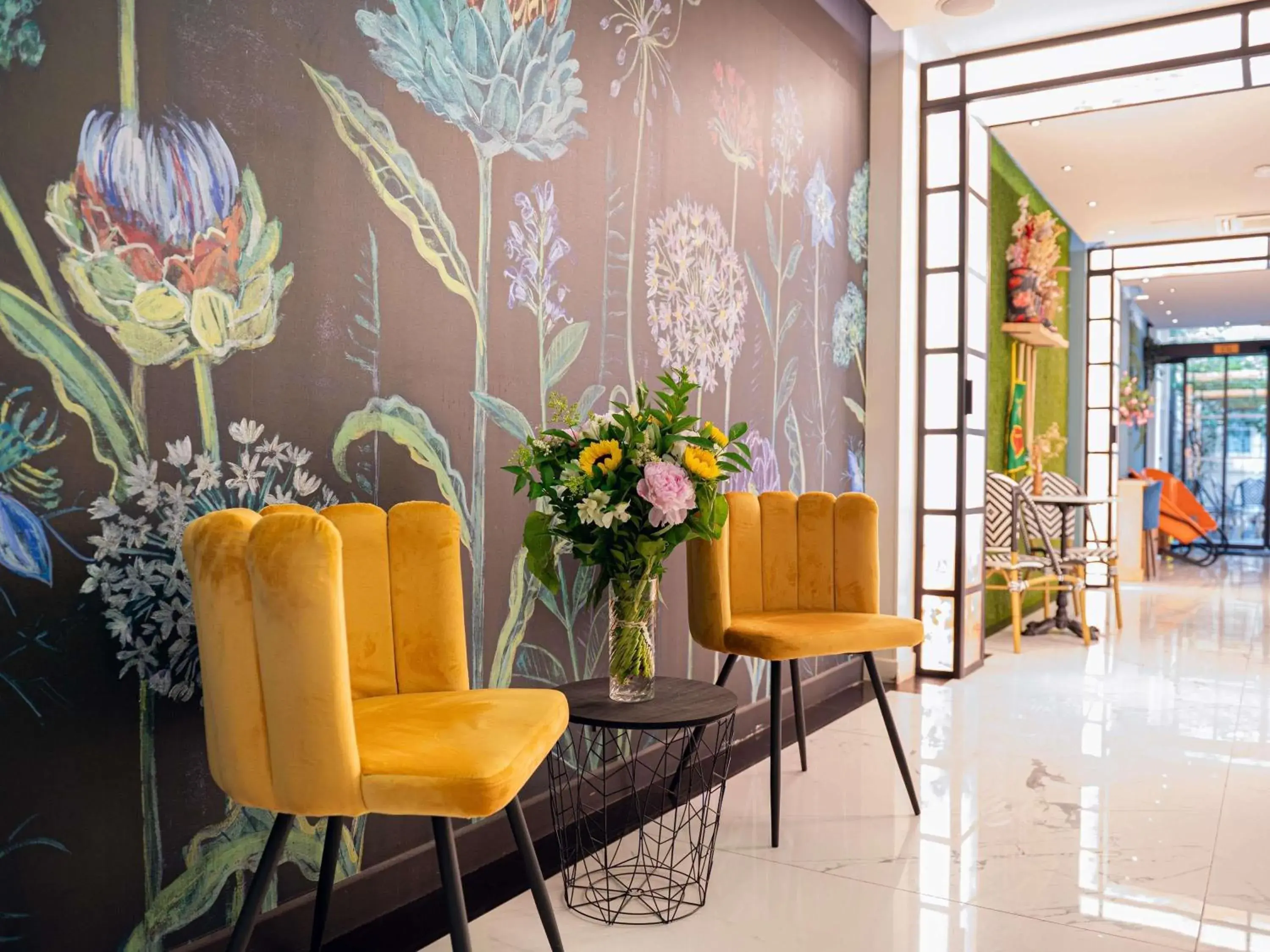 Property building in Ibis Styles Paris Batignolles Property building in Ibis Styles Paris Batignolles