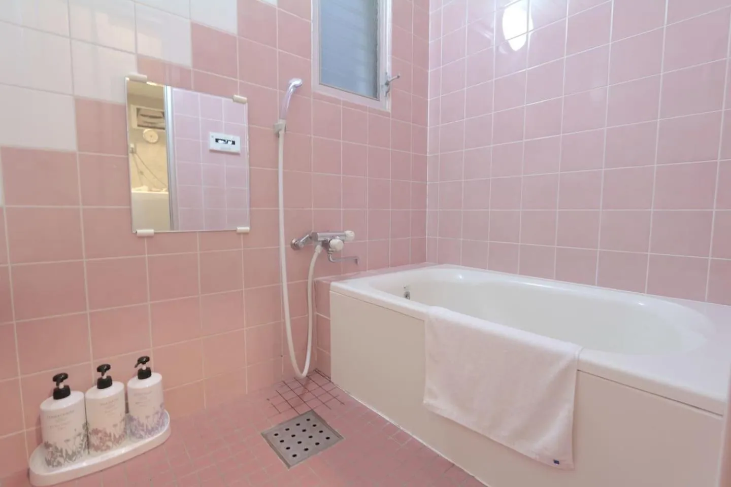 Shower in KU1 Kurosaki House