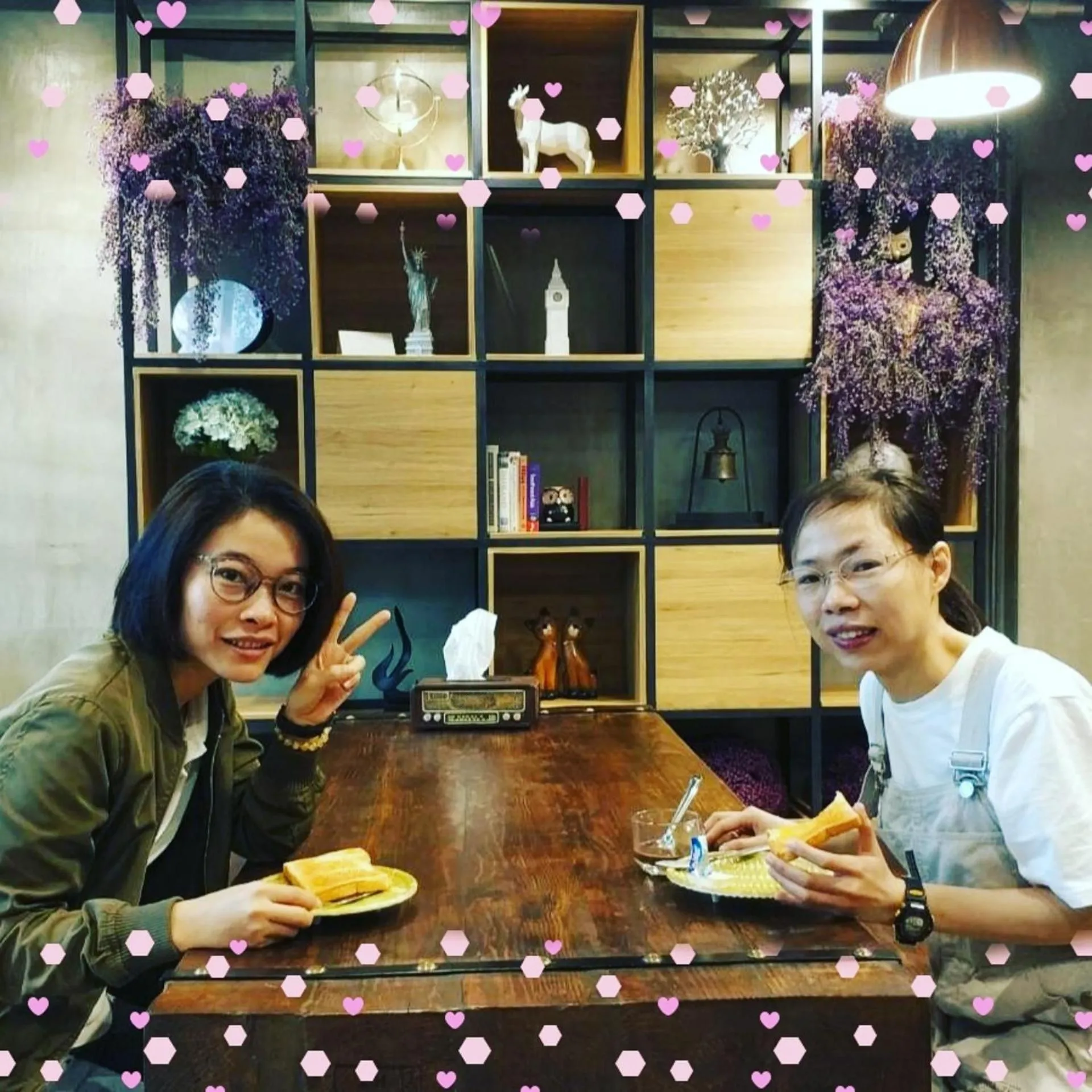 group of guests in Pinghostel