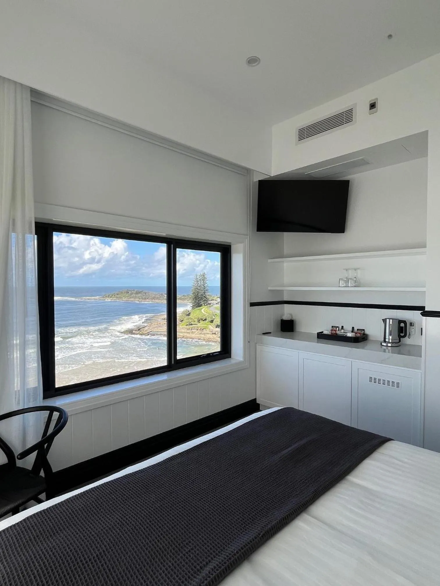 Bed in Pacific Hotel Yamba