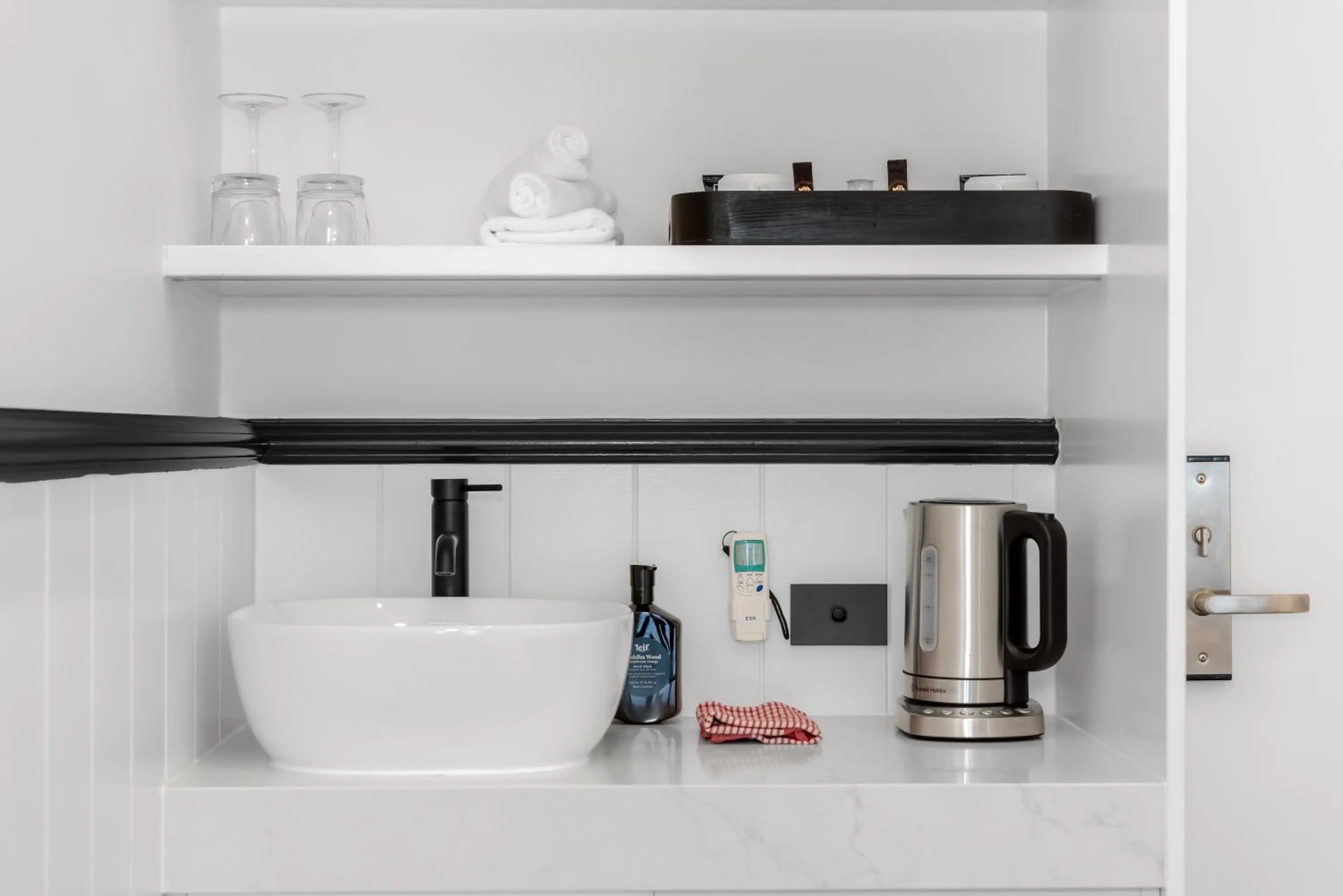 Coffee/tea facilities in Pacific Hotel Yamba