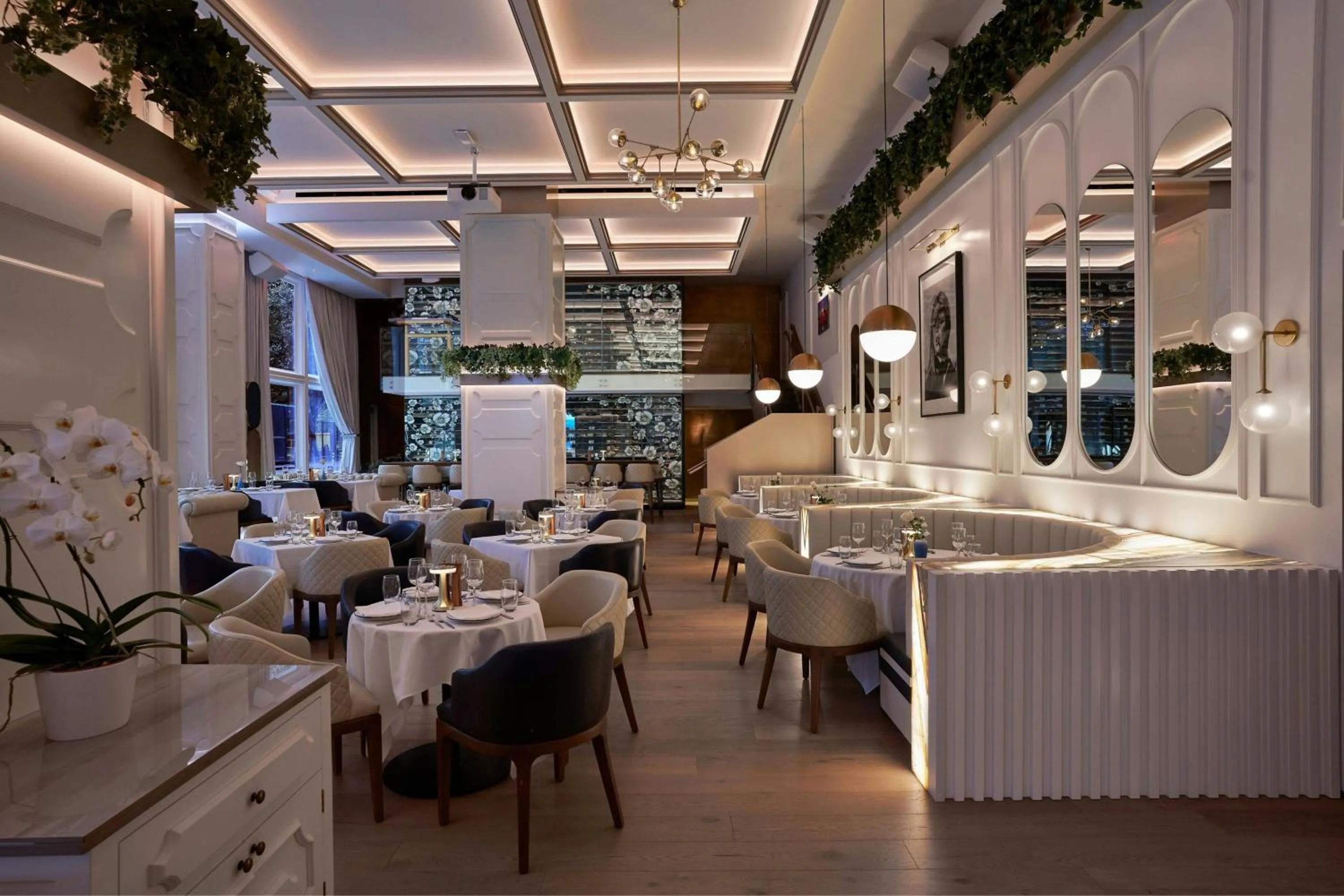 Restaurant/places to eat in W Dallas