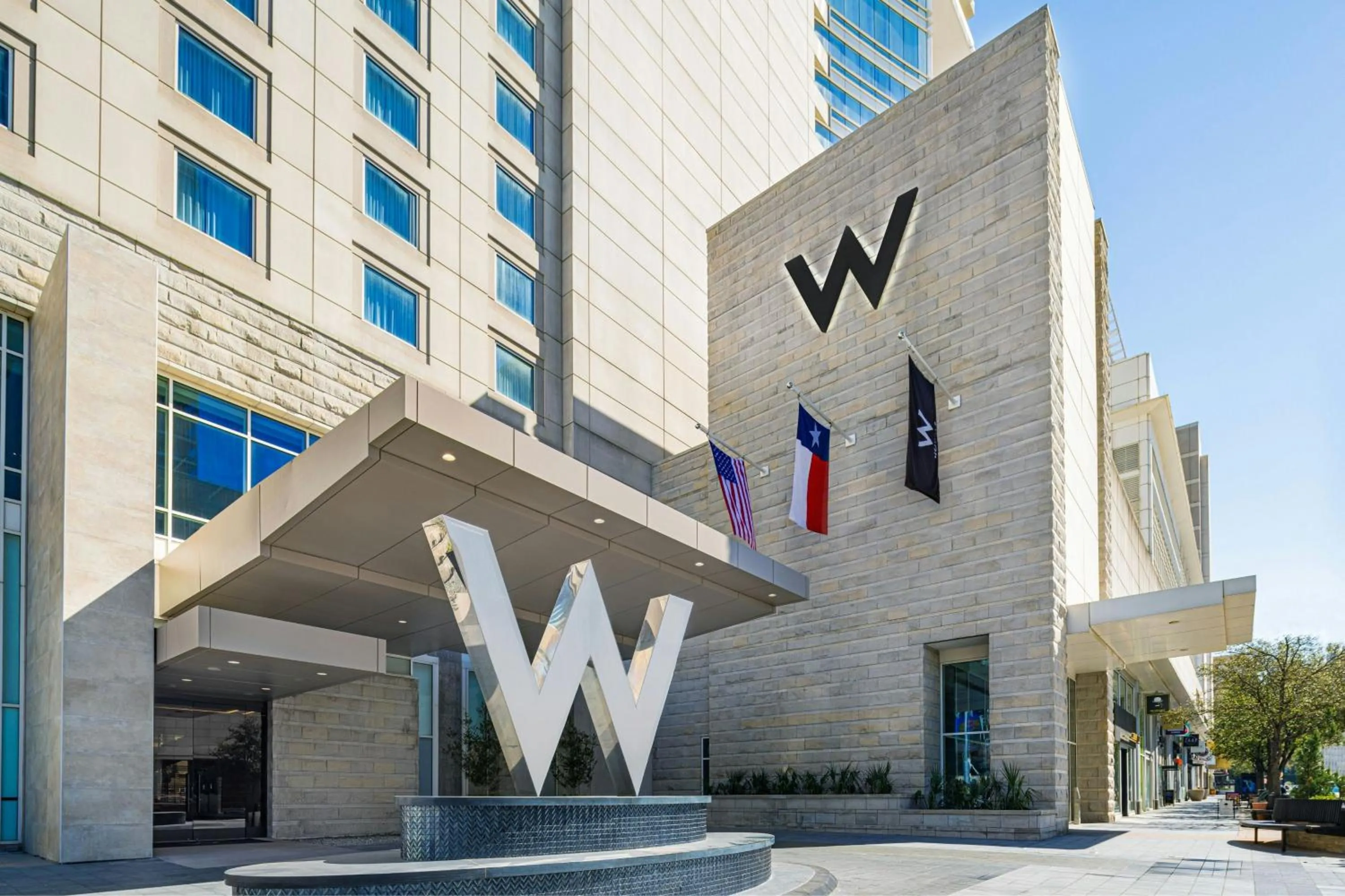 Property building in W Dallas