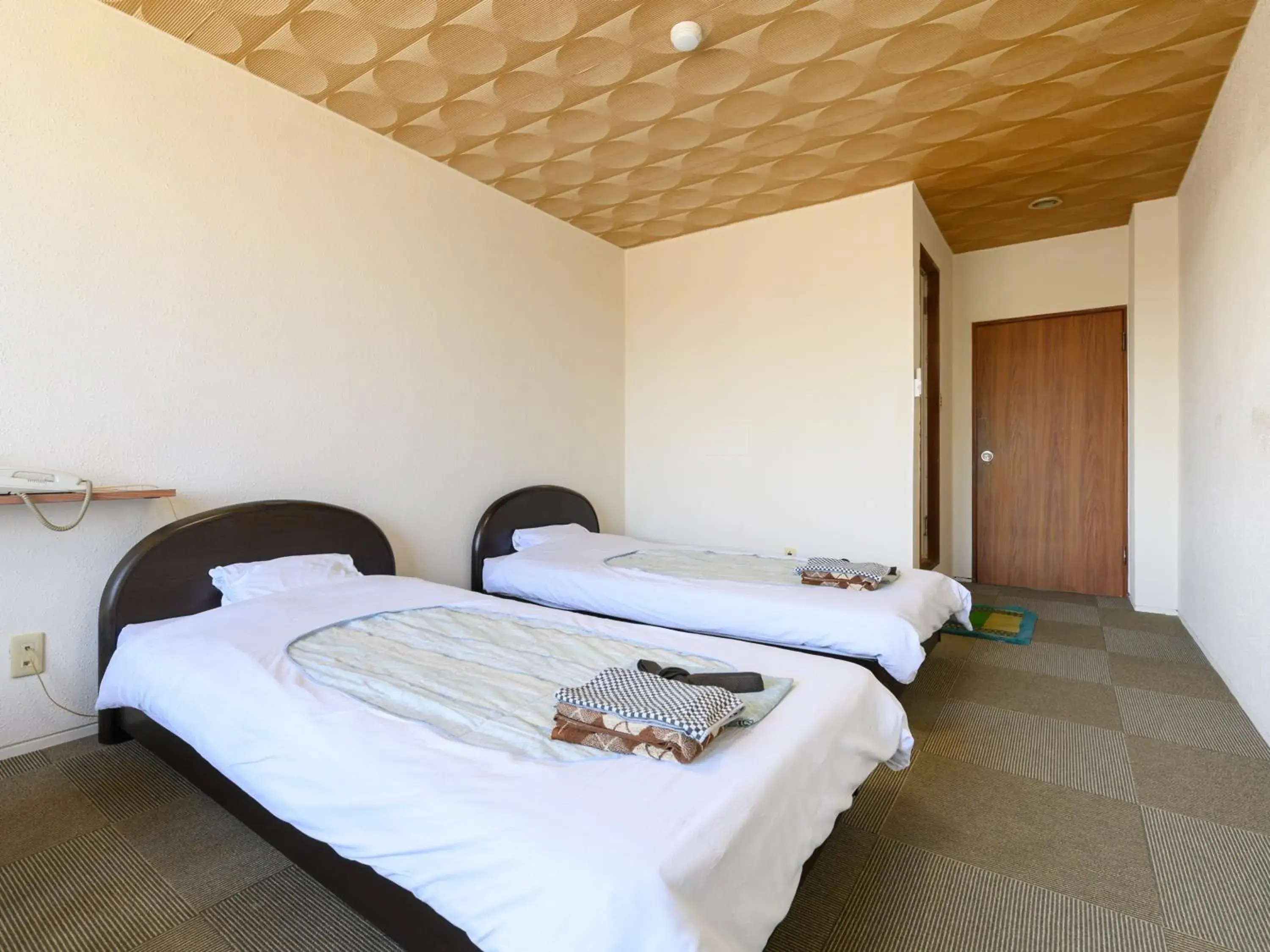 Twin Room - single occupancy - Non-Smoking in Tabist Chunichi Business Hotel Shima Twin Room - single occupancy - Non-Smoking in Tabist Chunichi Business Hotel Shima