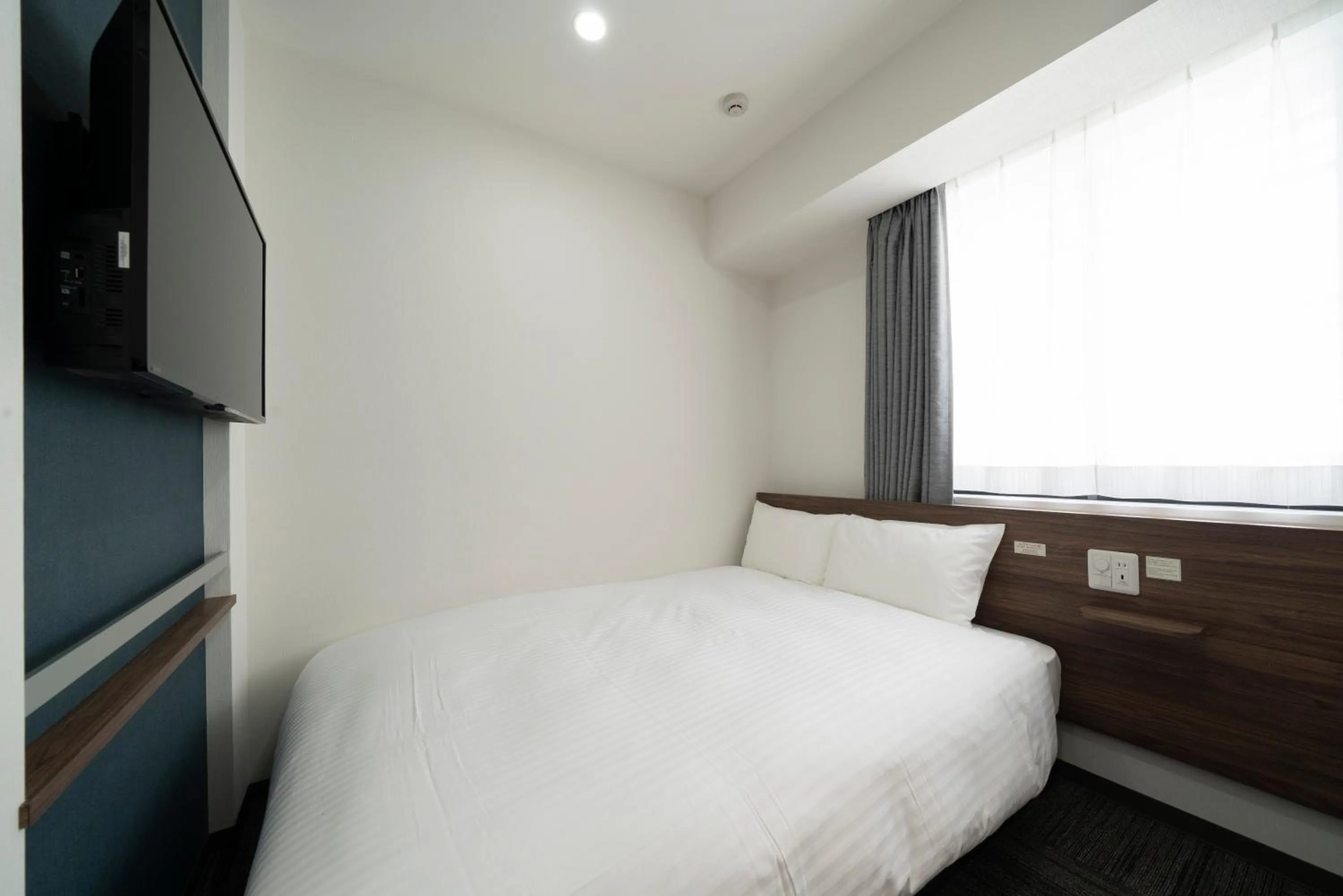 Photo of the whole room, Bed in washingtonR&B Hotel Sendai Higashiguchi