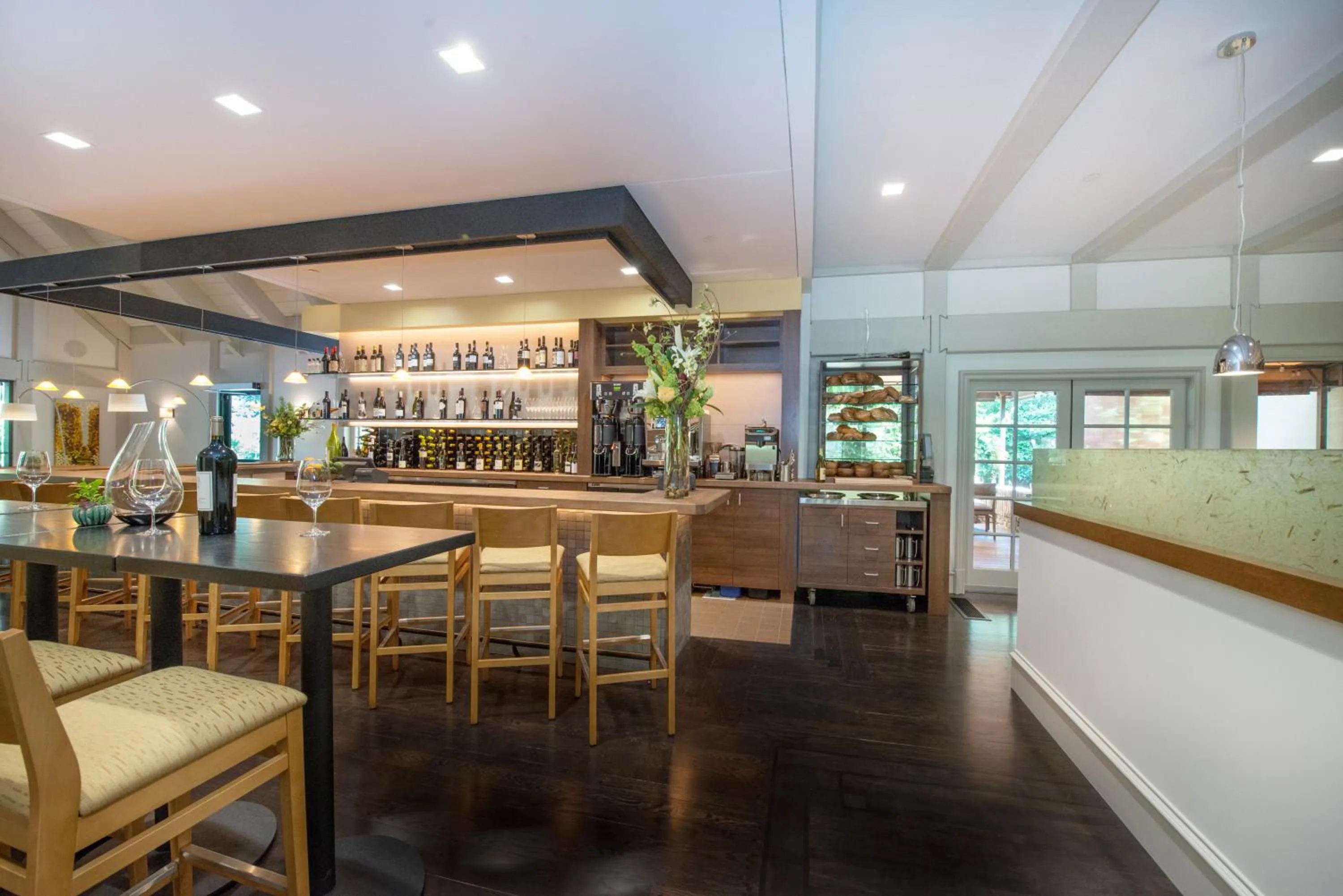 Lounge or bar in Harvest Inn