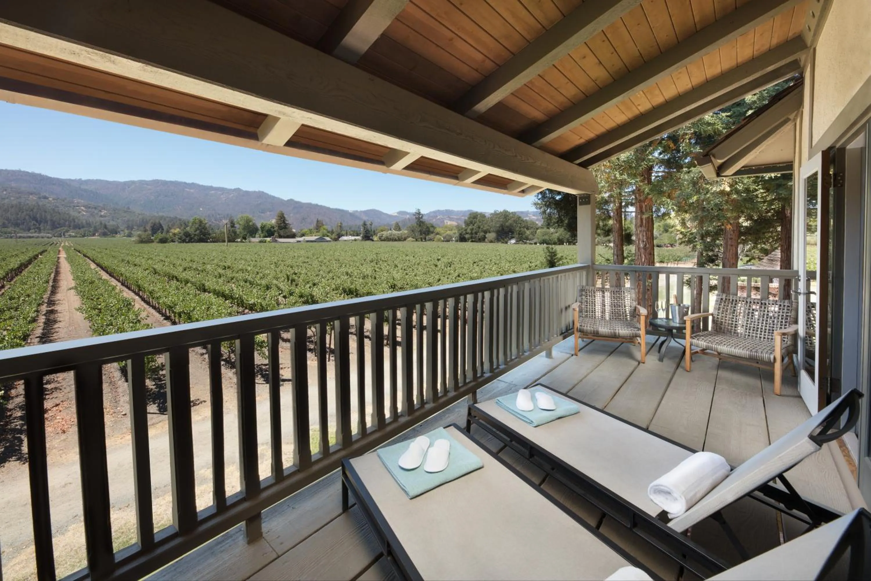 Patio in Harvest Inn