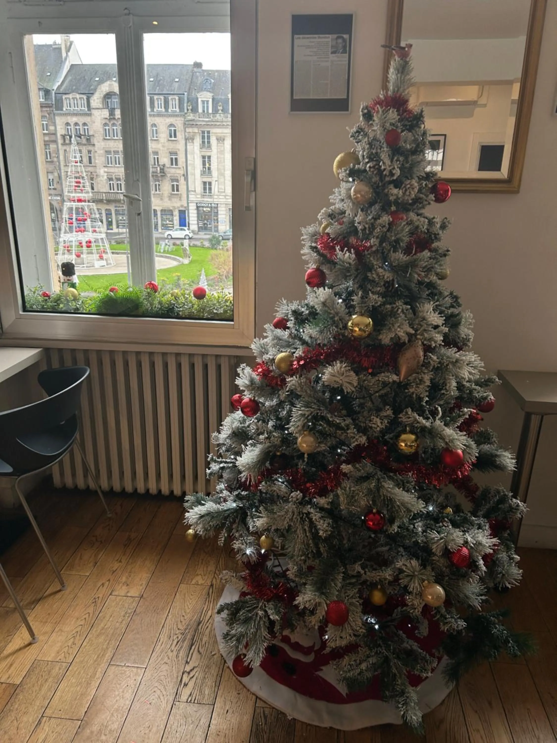 Breakfast in Hôtel Le Mondon Metz