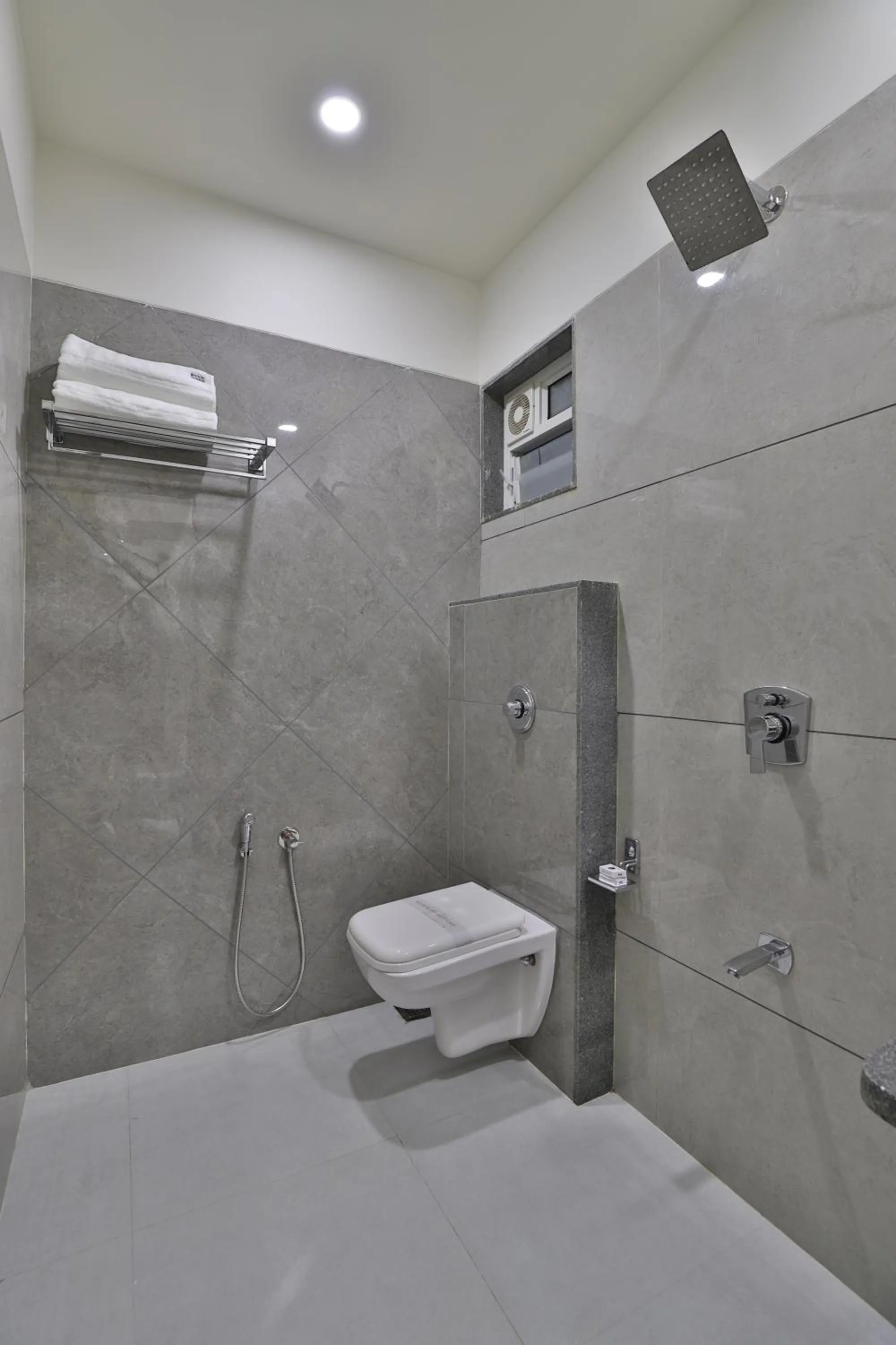 Shower in Hotel Orbit