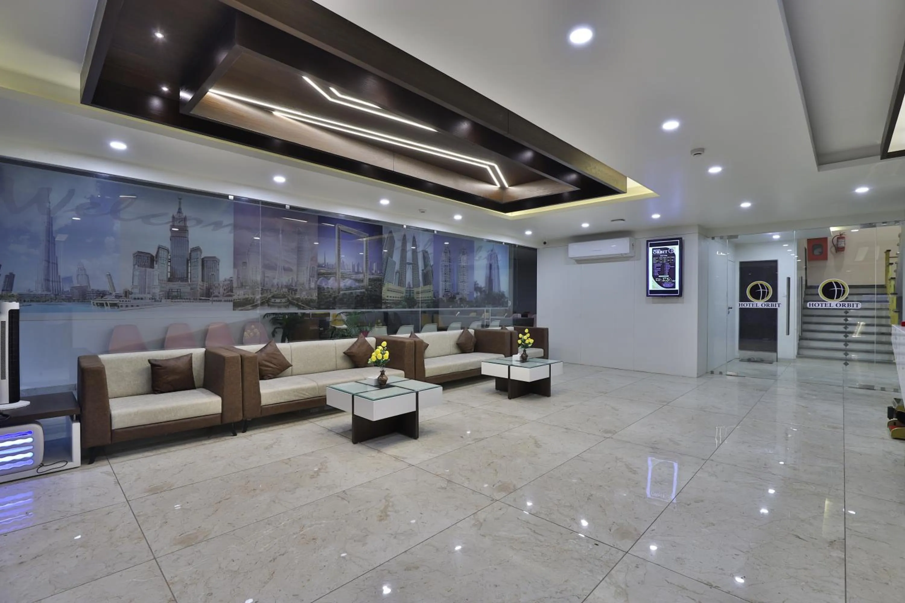 Lobby or reception in Hotel Orbit