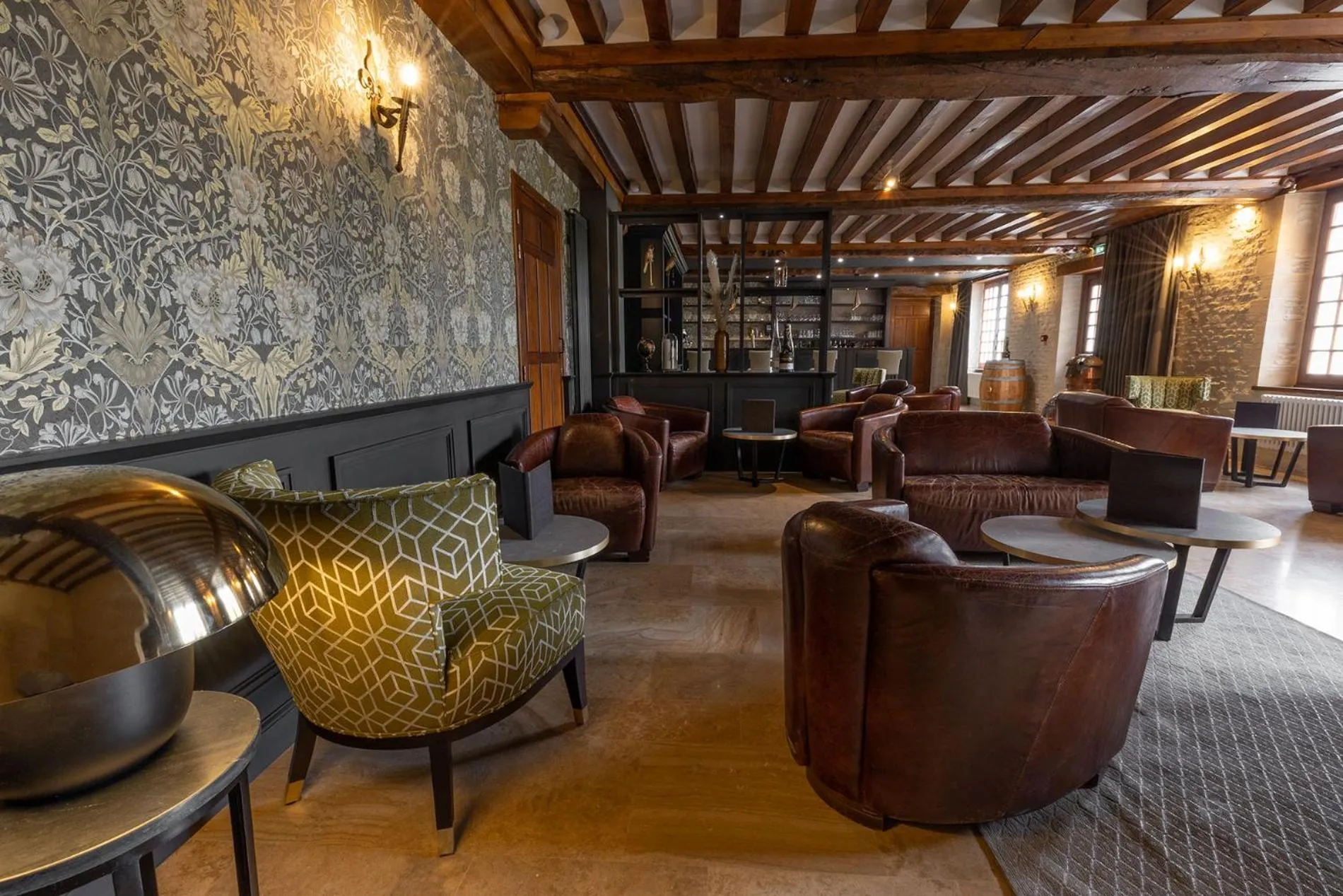 Lounge or bar in Ferme de la Rançonnière - Hôtel & Restaurant