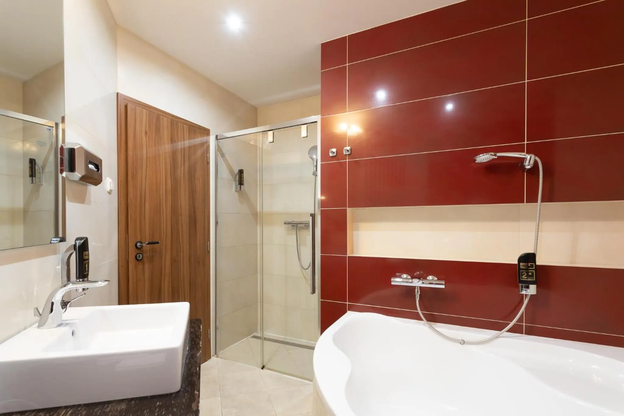 Tempus Club Garni Hotel