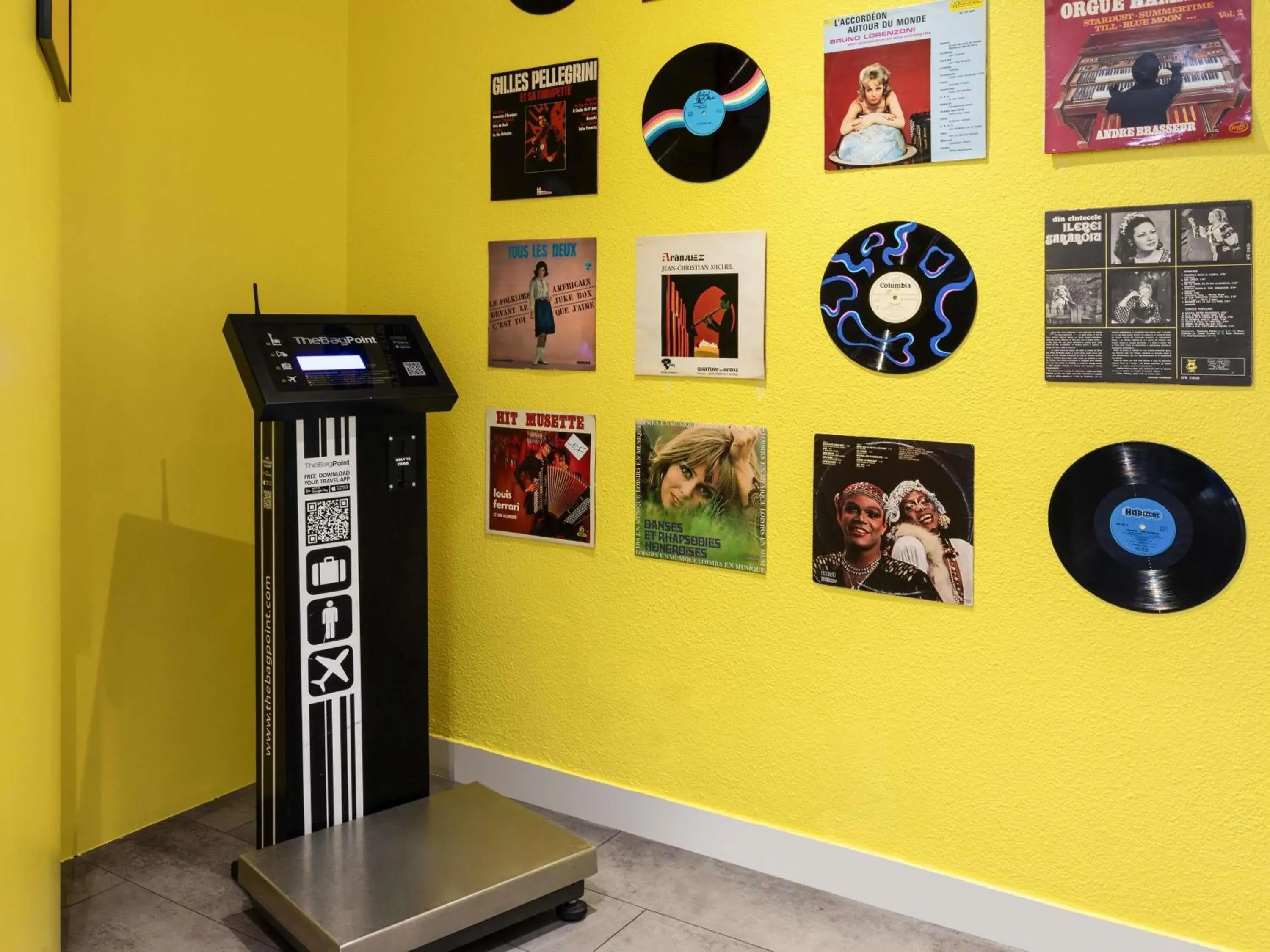 Property building in ibis Paris Porte de Montreuil Property building in ibis Paris Porte de Montreuil