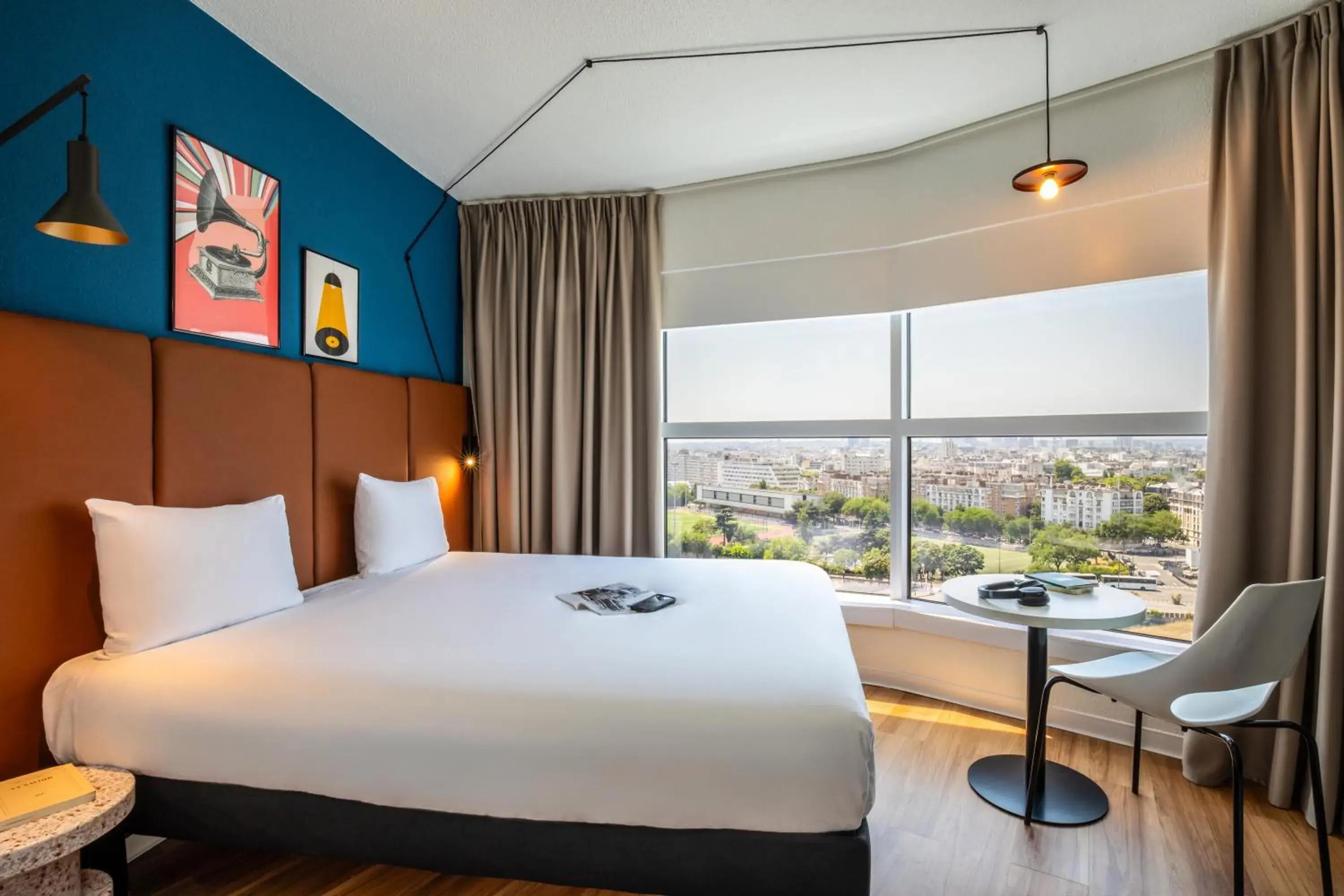 Bed in ibis Paris Porte de Montreuil Bed in ibis Paris Porte de Montreuil