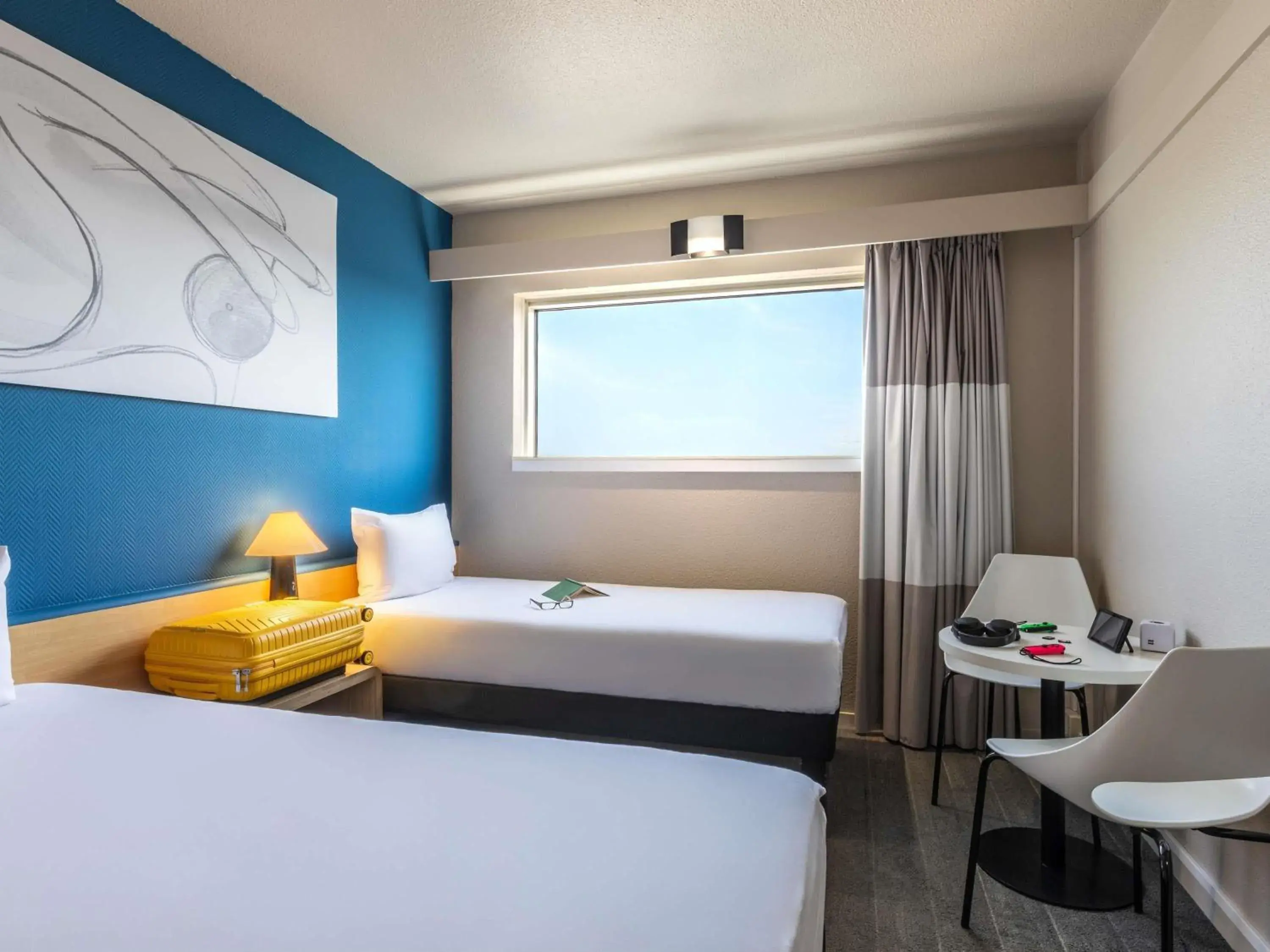 Bedroom, Bed in ibis Paris Porte de Montreuil Bedroom, Bed in ibis Paris Porte de Montreuil