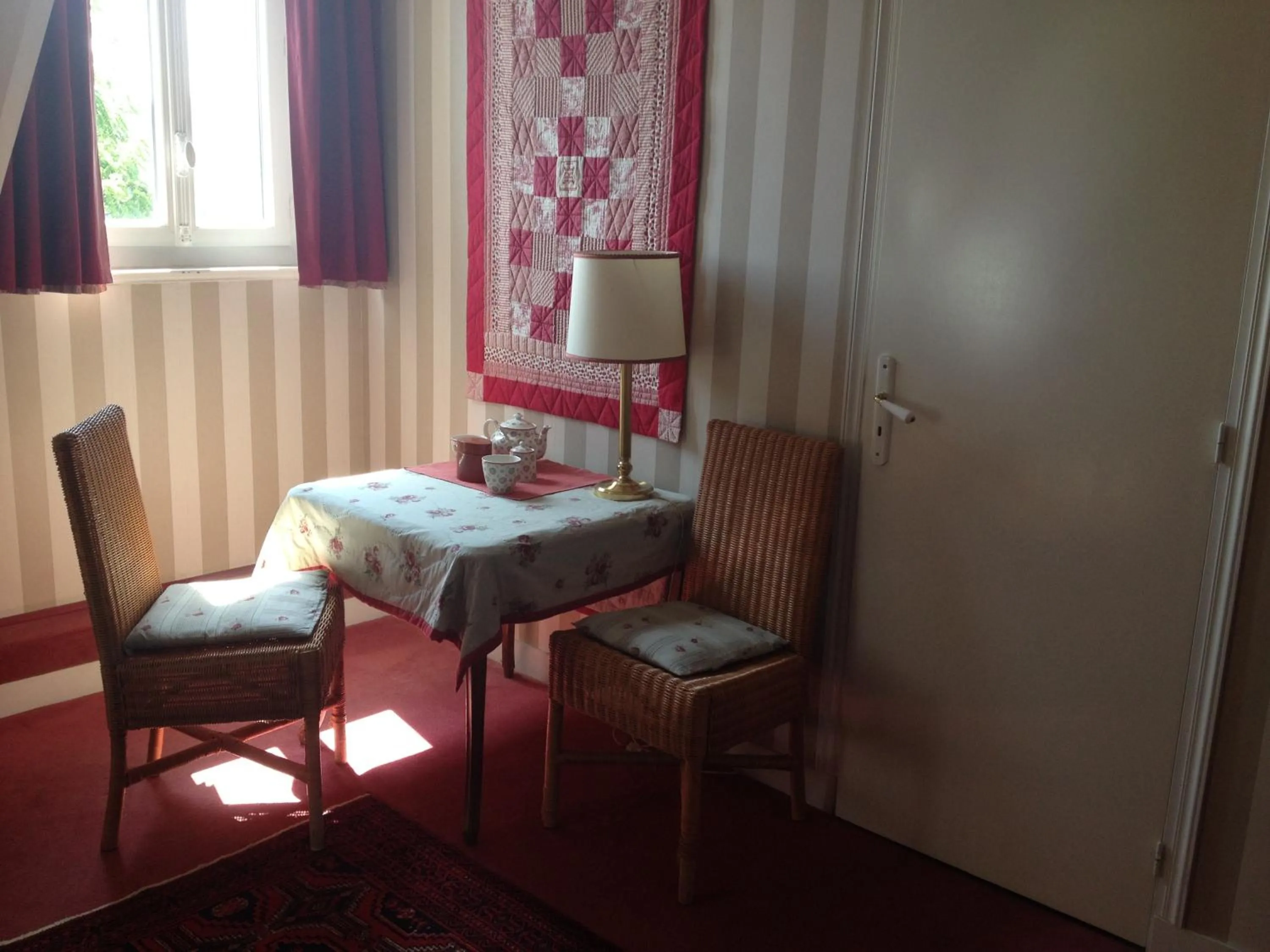 Decorative detail, Bed in La Liniere