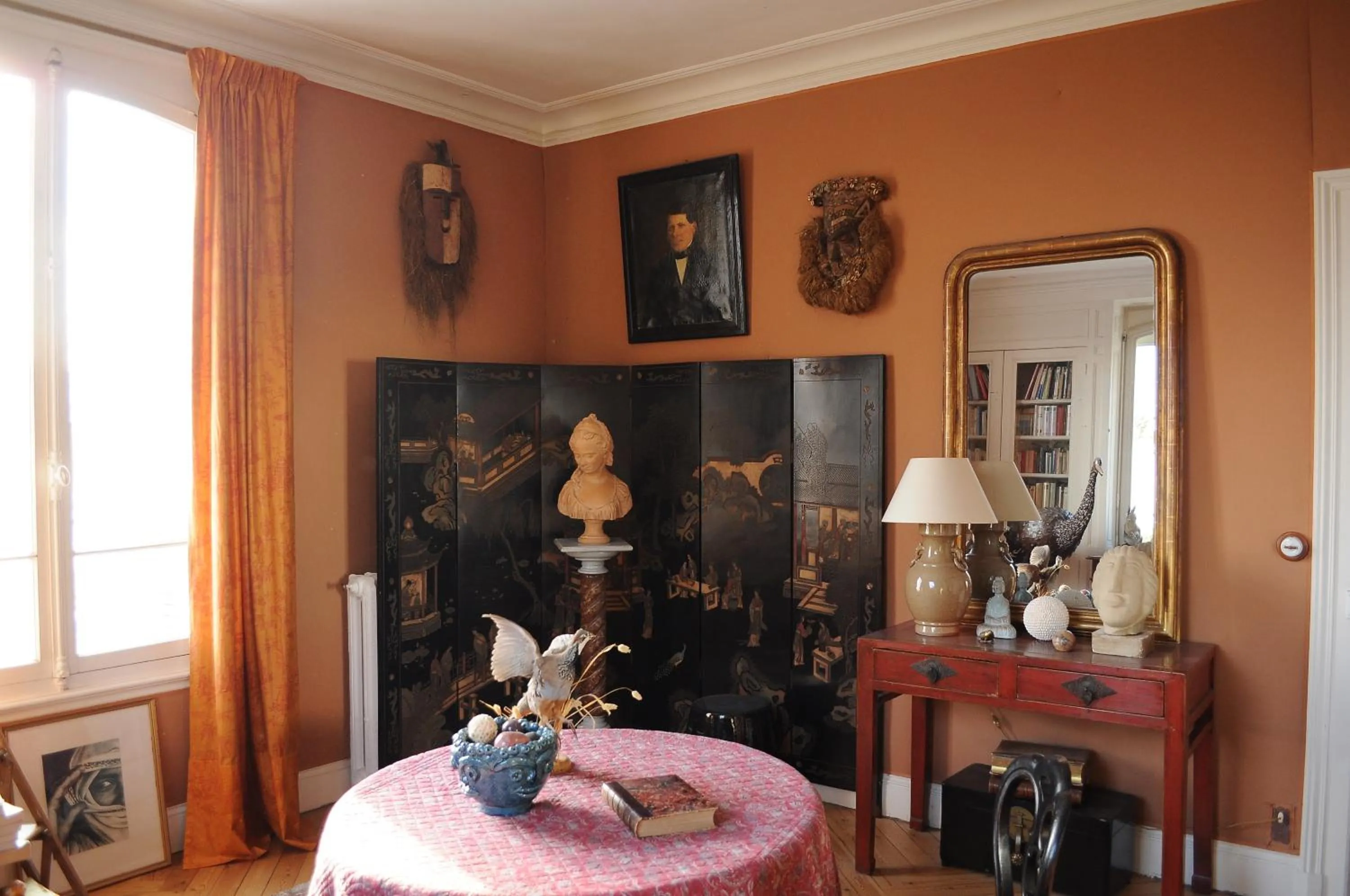 Decorative detail in La Liniere