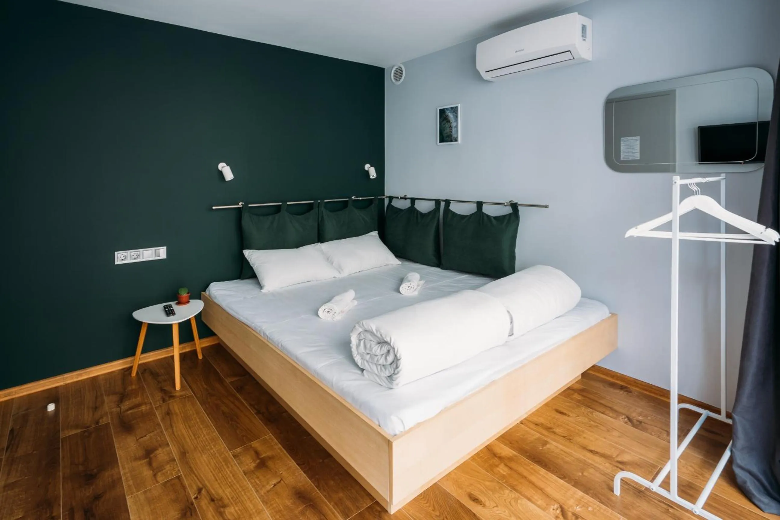 Bed in Yard Hostel & Coffee