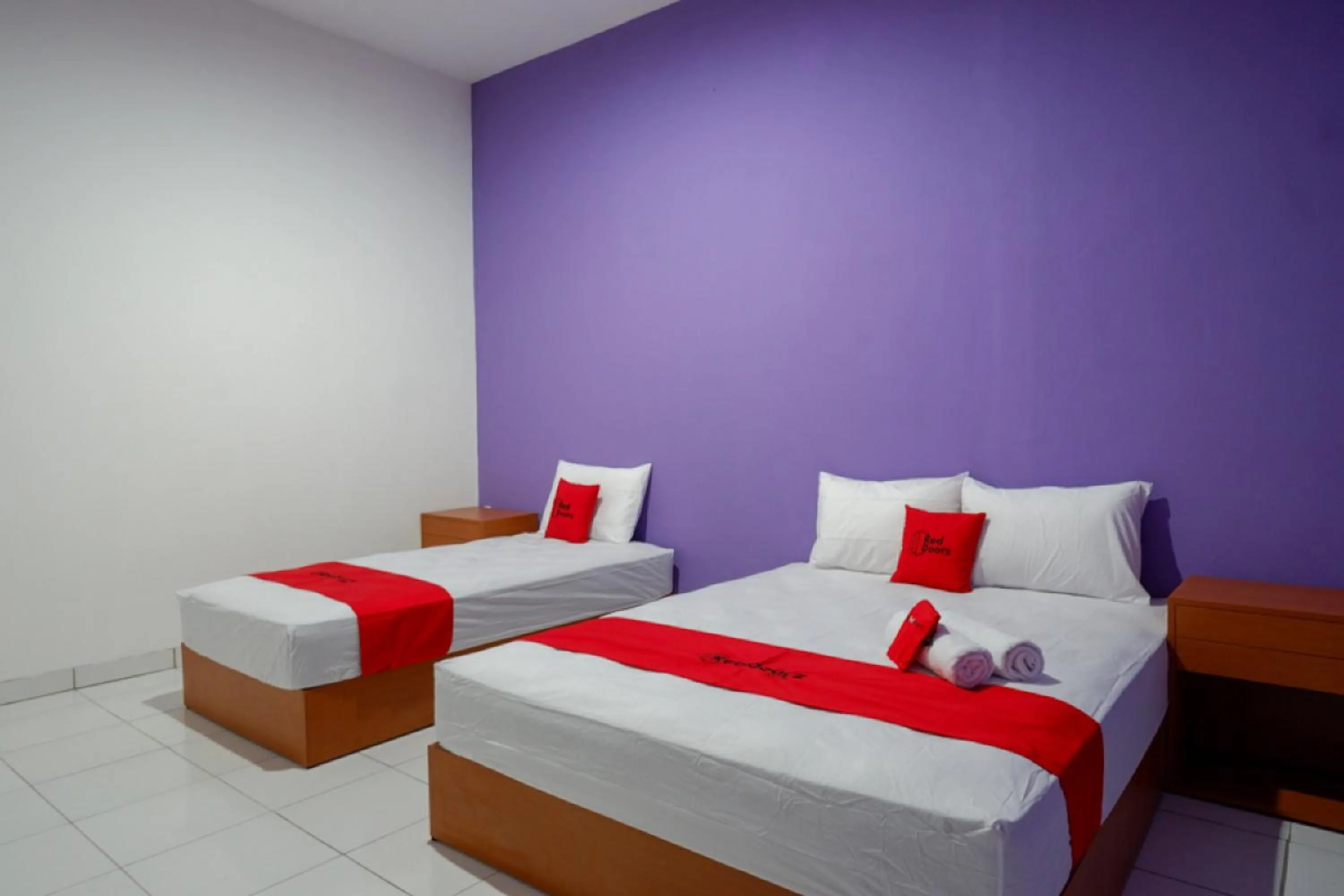 Bedroom, Bed in RedDoorz near Alun Alun Kaliwungu Kendal
