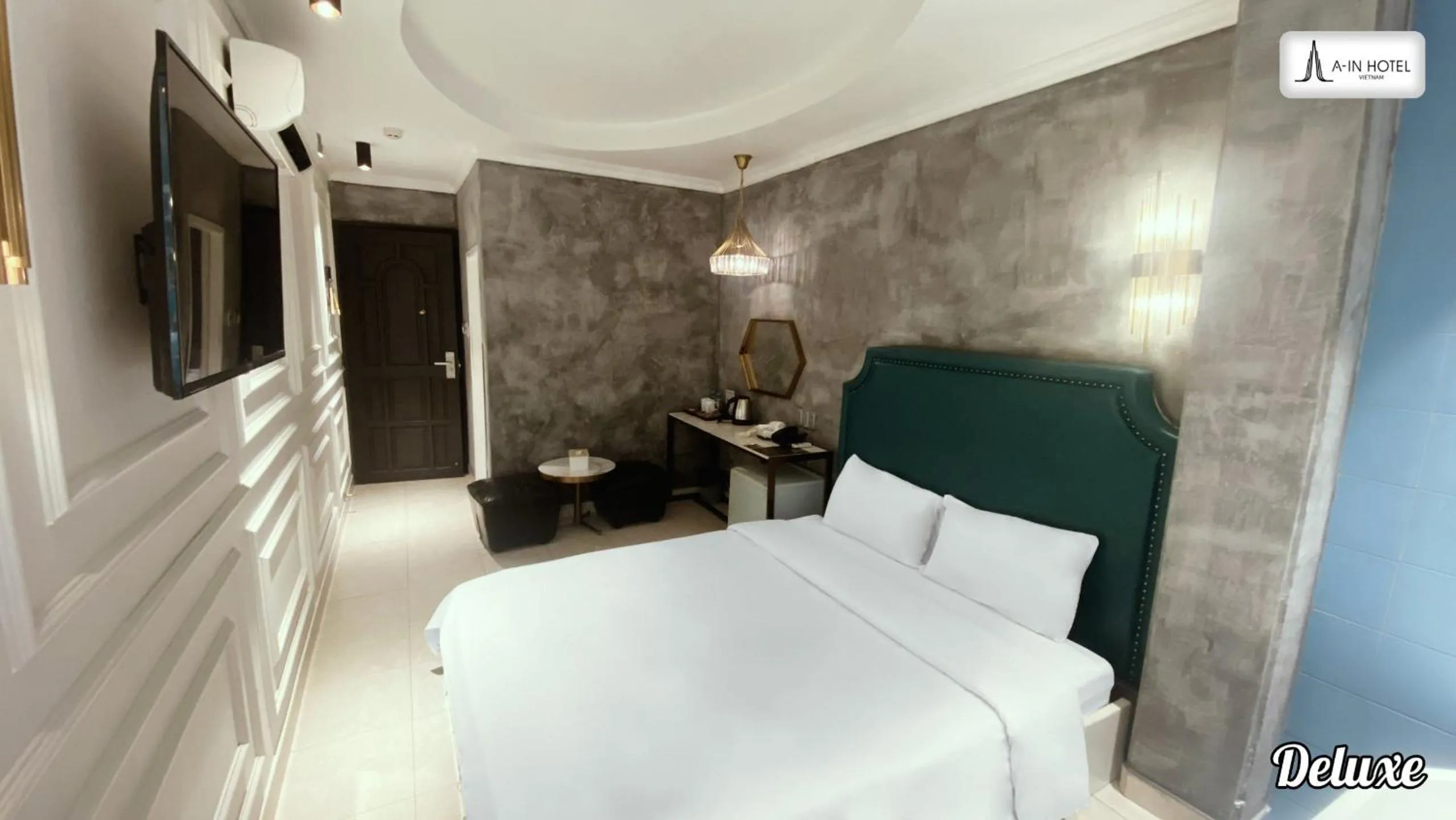 Bedroom, Bed in A In Hotel Del Luna