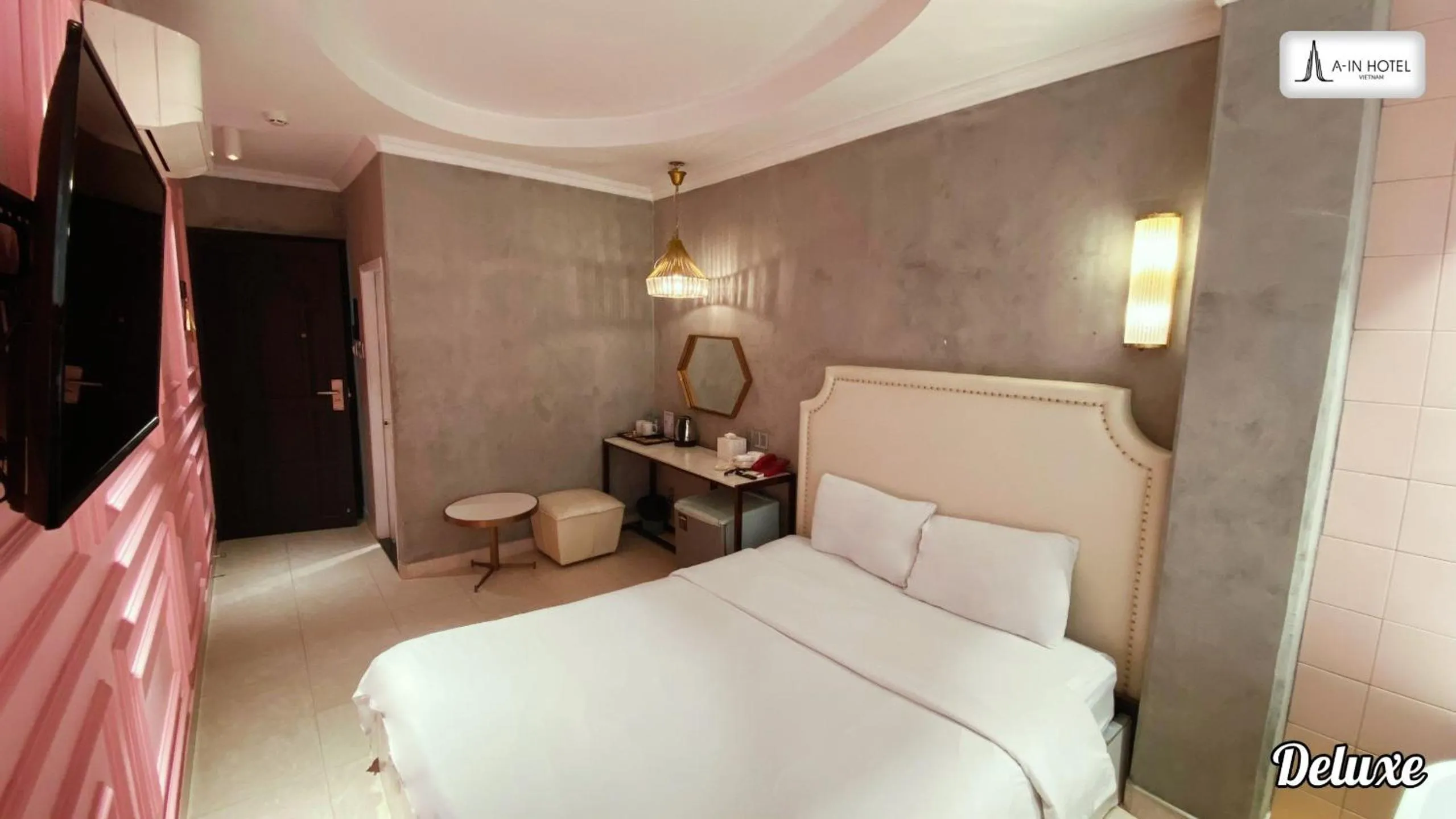 Bedroom, Bed in A In Hotel Del Luna