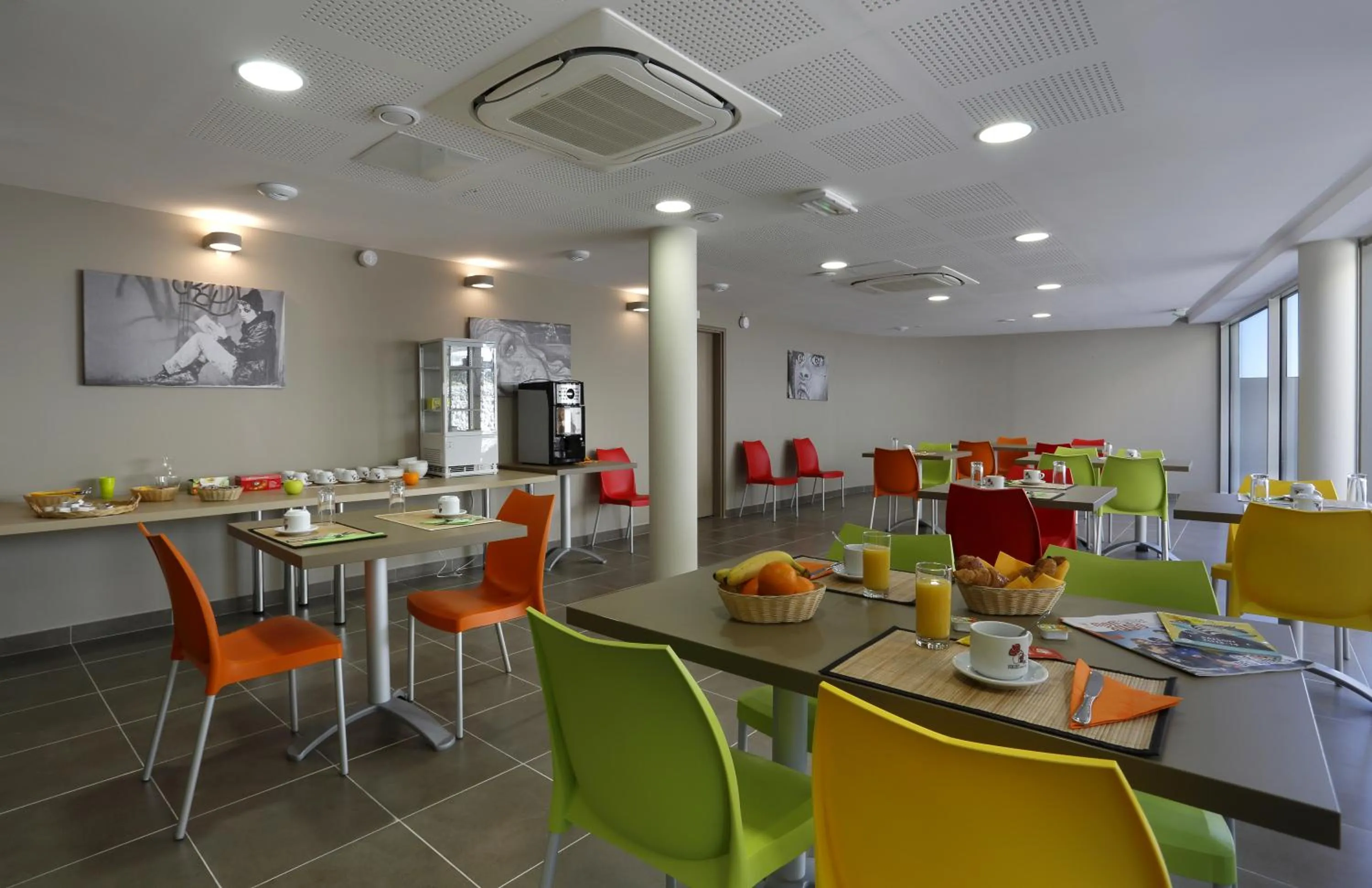 Buffet breakfast in Vacancéole - Le Terral - Montpellier Sud