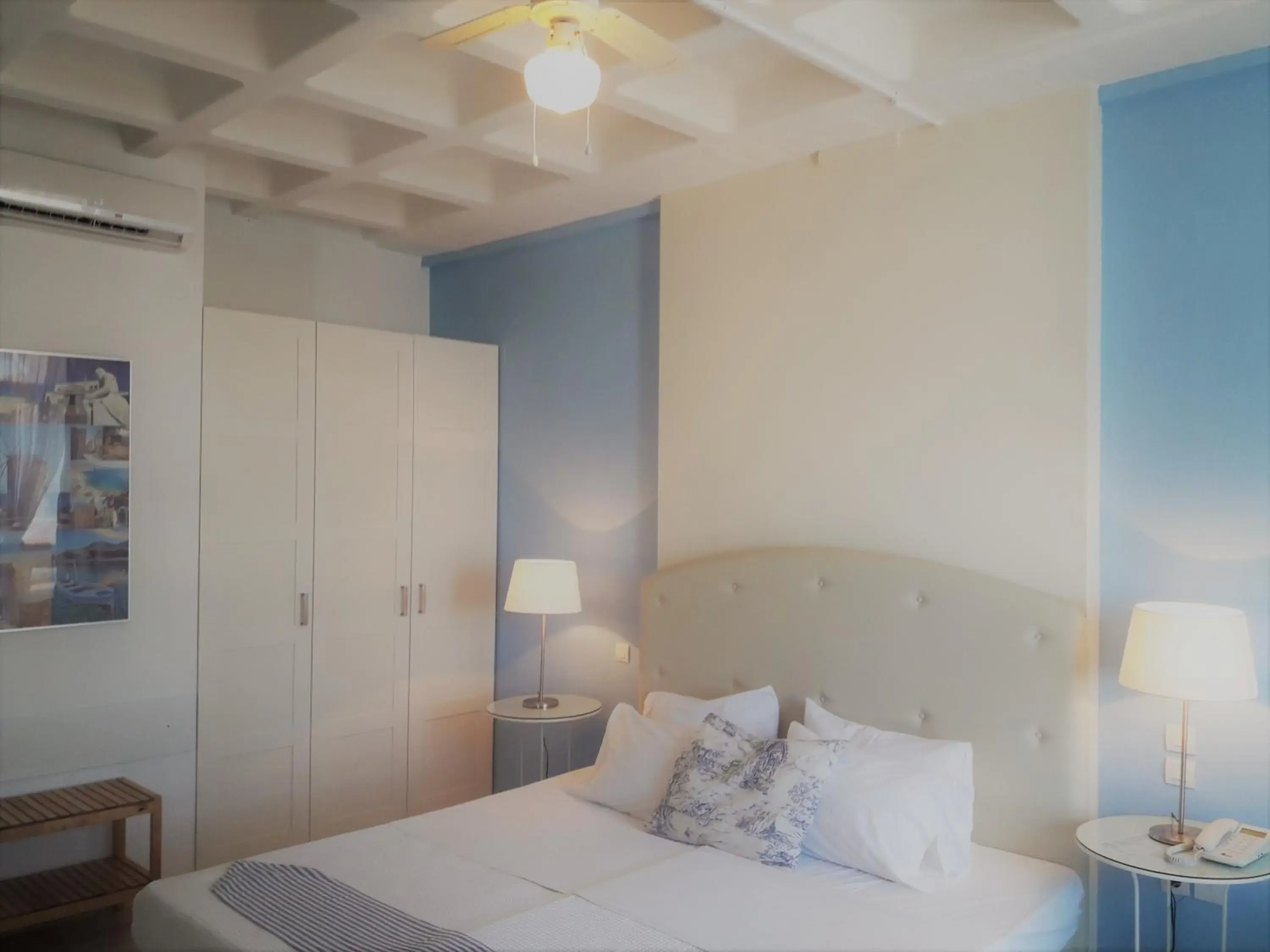 Bed in Seafront Studios and Apartments Bed in Seafront Studios and Apartments