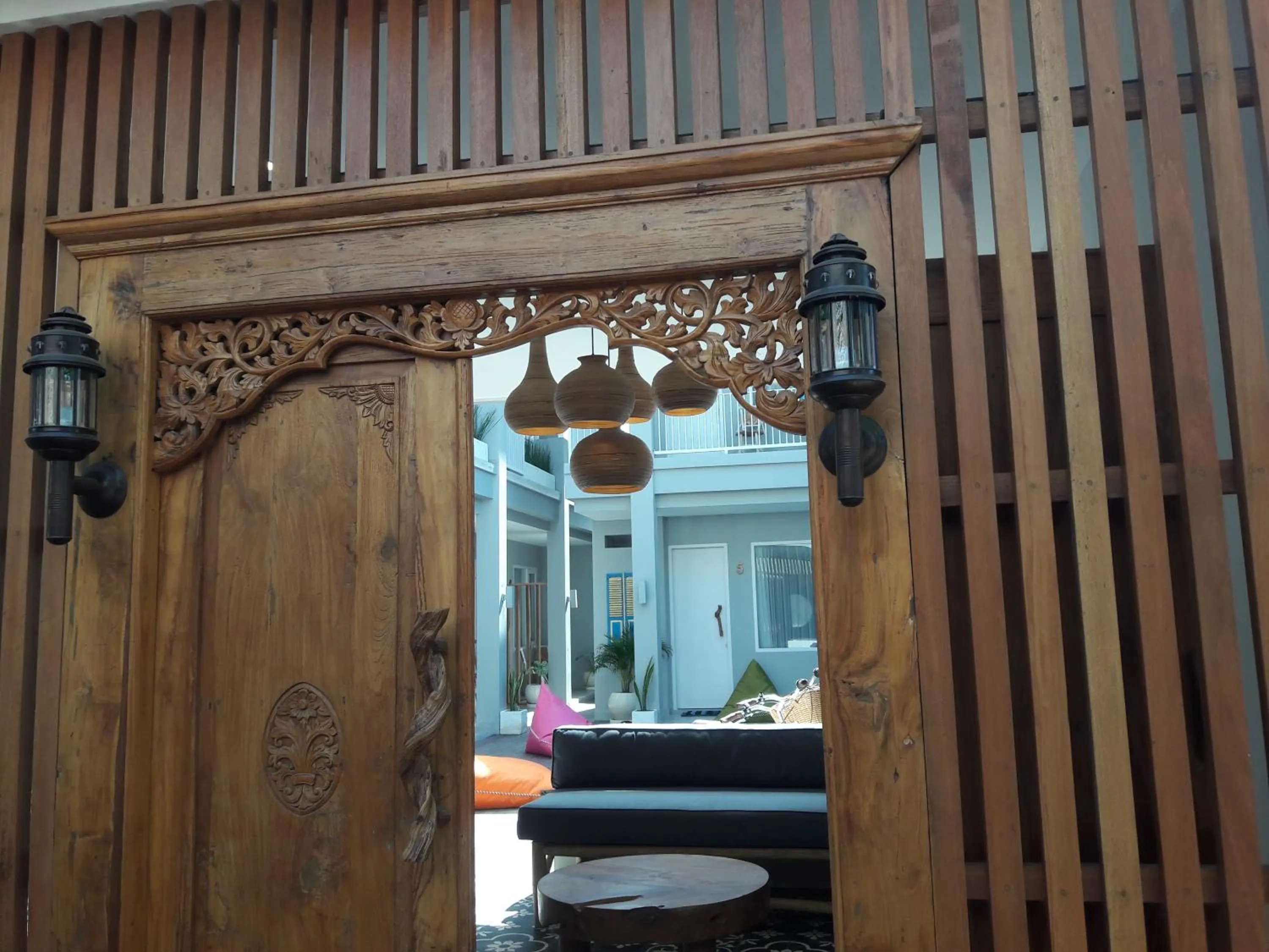 Facade/entrance in Mantra Gili