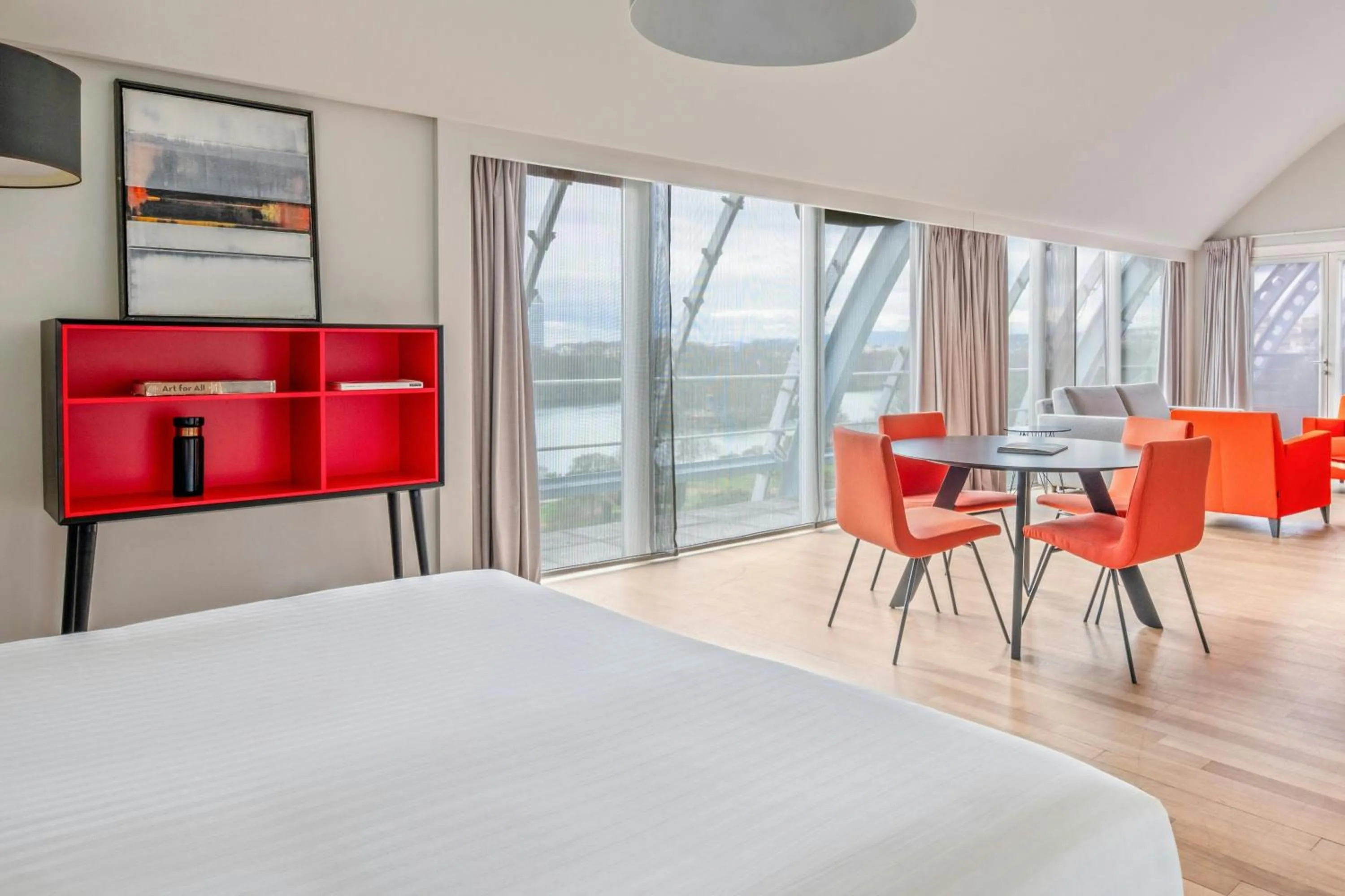 Photo of the whole room, Bed in Lyon Marriott Hotel Cité Internationale