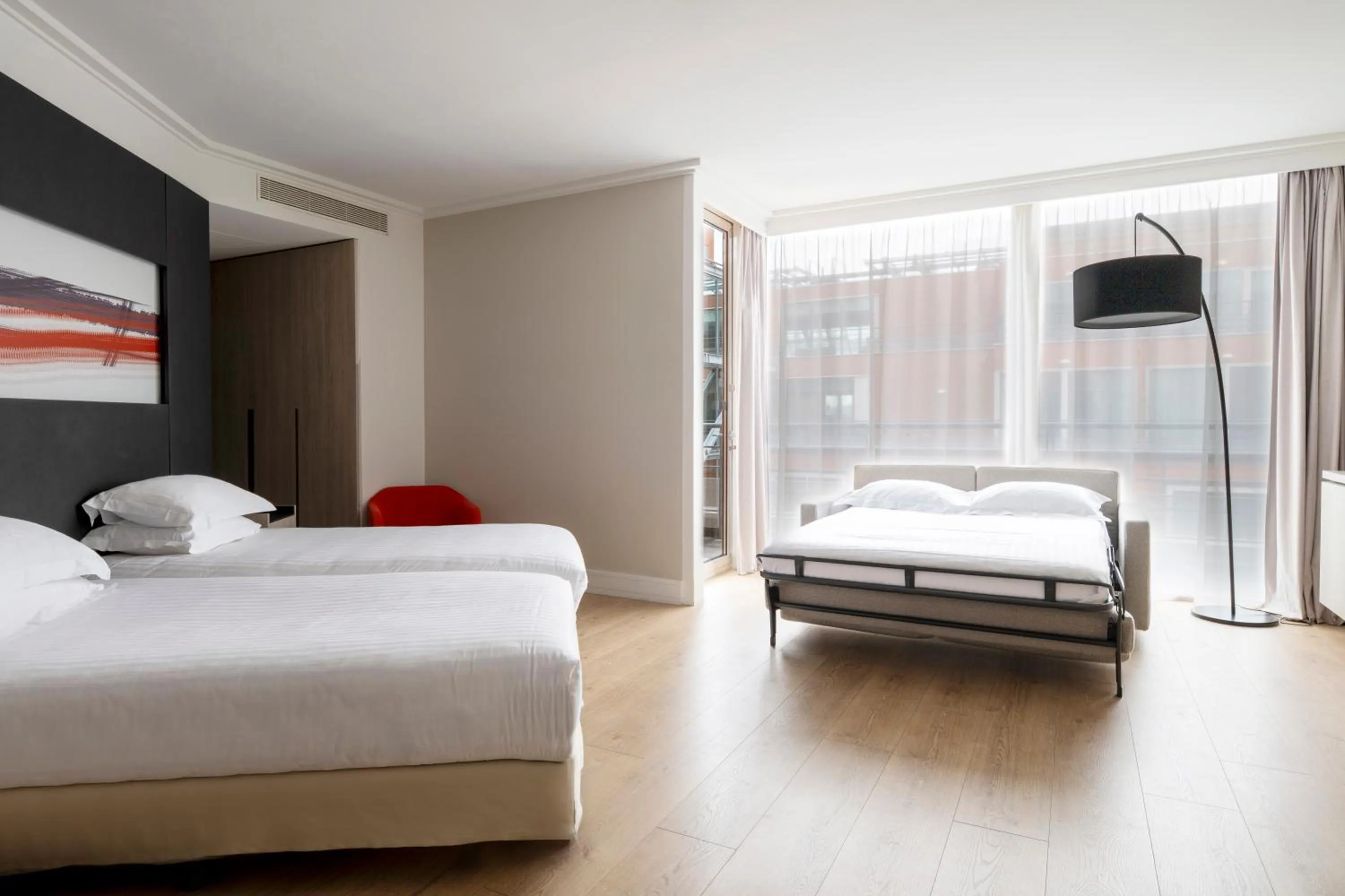 Family, Bed in Lyon Marriott Hotel Cité Internationale