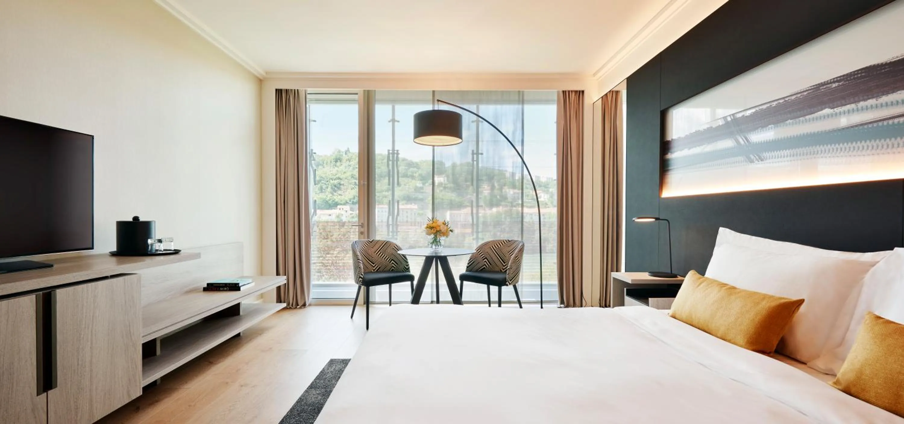 Bed in Lyon Marriott Hotel Cité Internationale