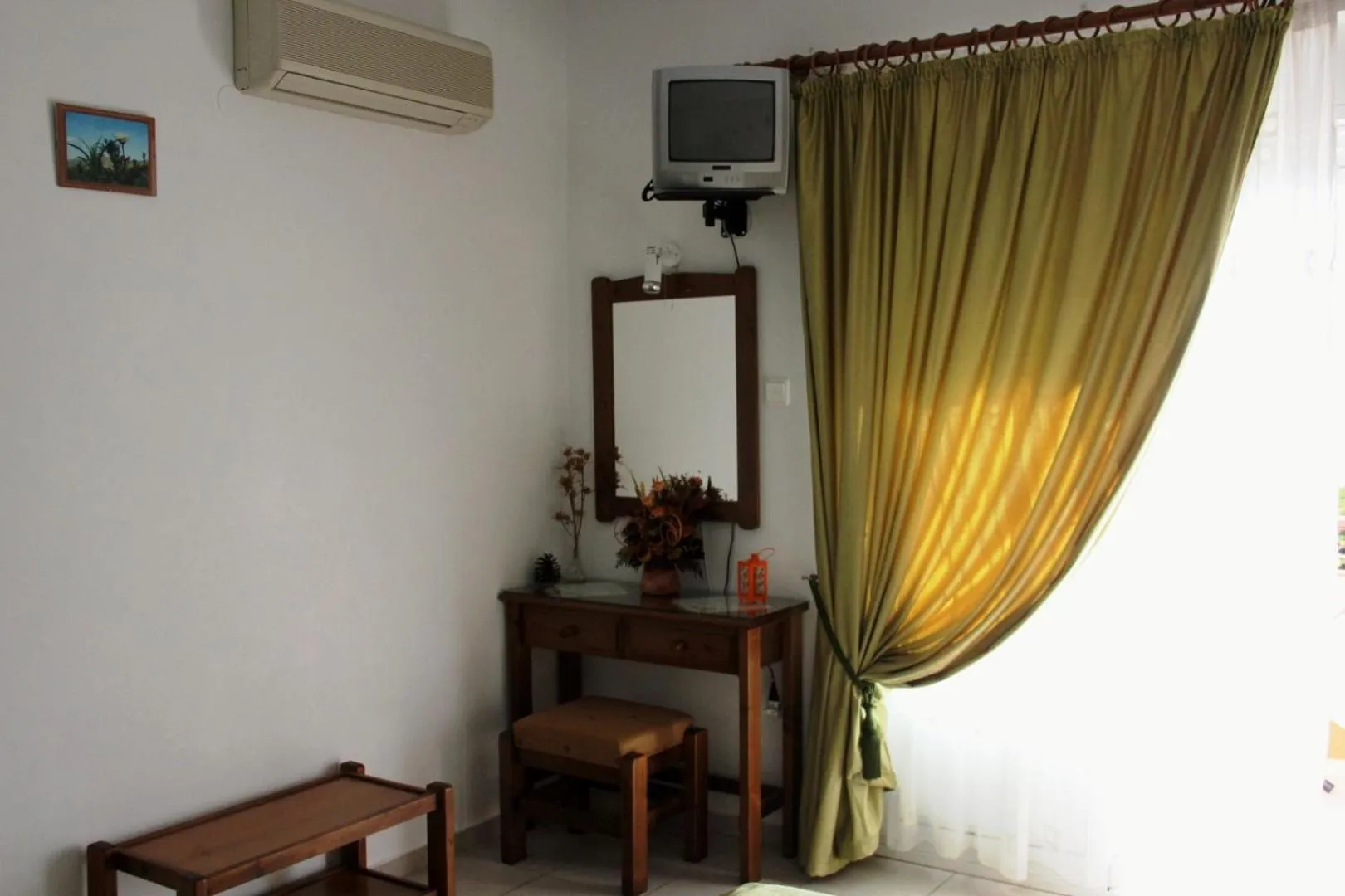 Decorative detail in Maria Rooms