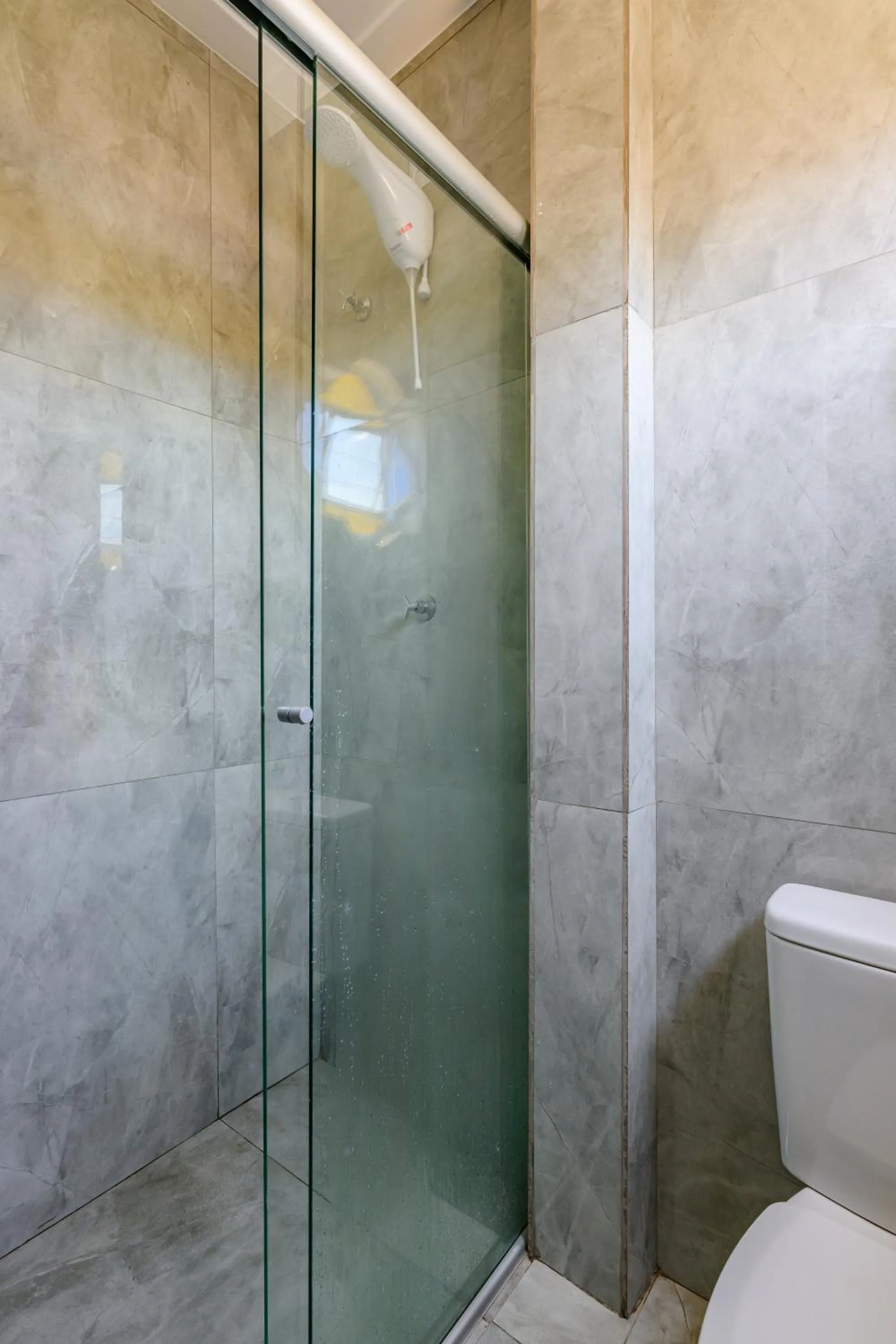 Bathroom in OYO Hotel Brisa Tropical, Brasília