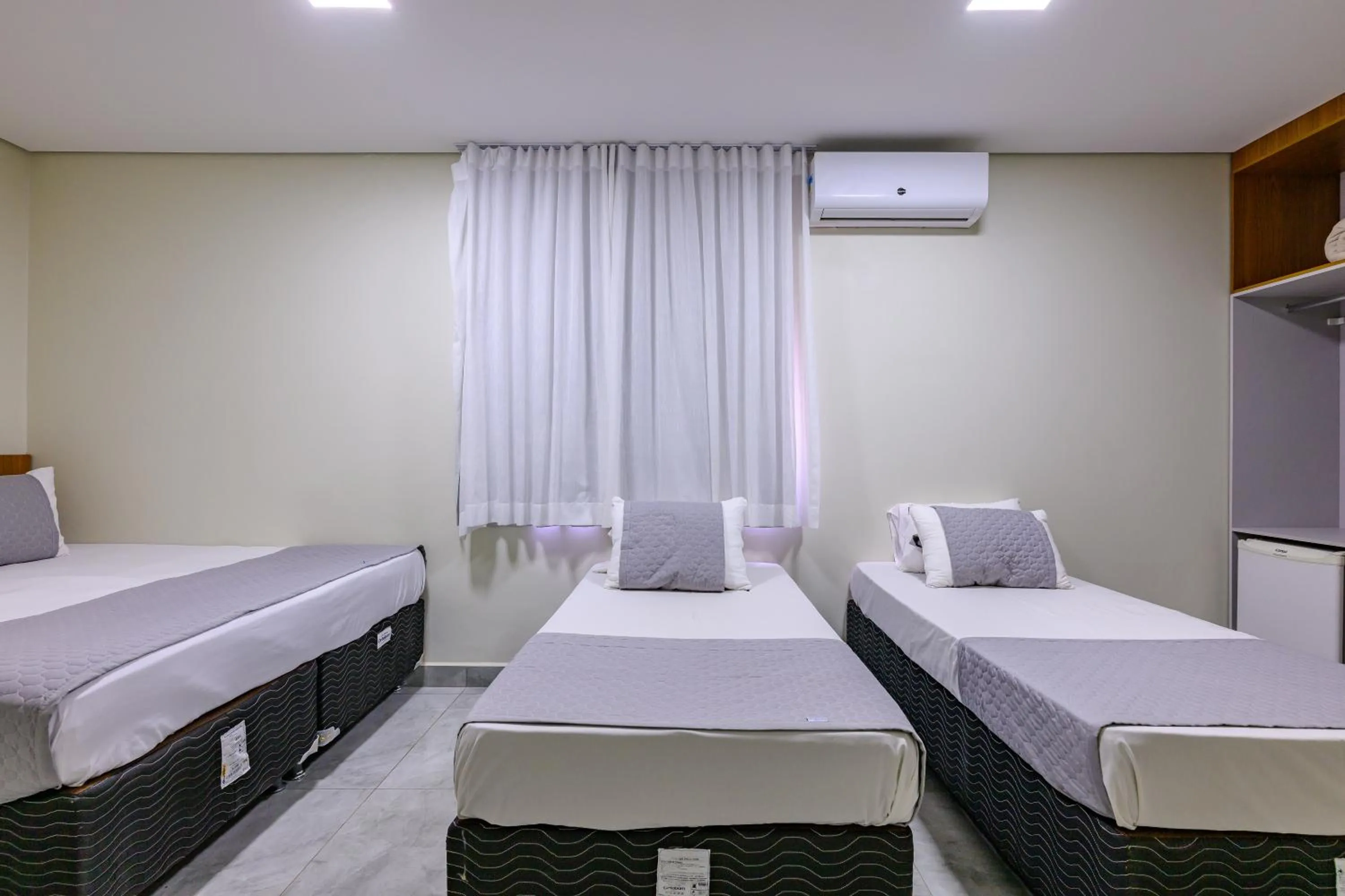 Bedroom, Bed in OYO Hotel Brisa Tropical, Brasília