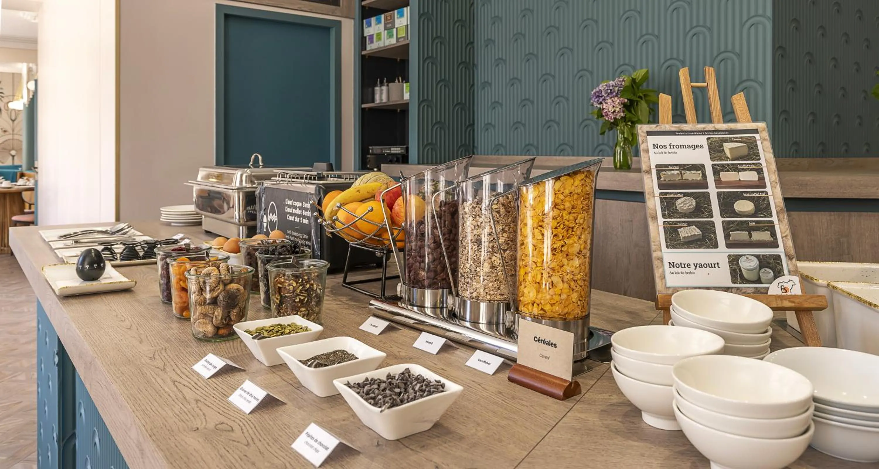 Breakfast in Best Western Poitiers Centre Le Grand Hôtel