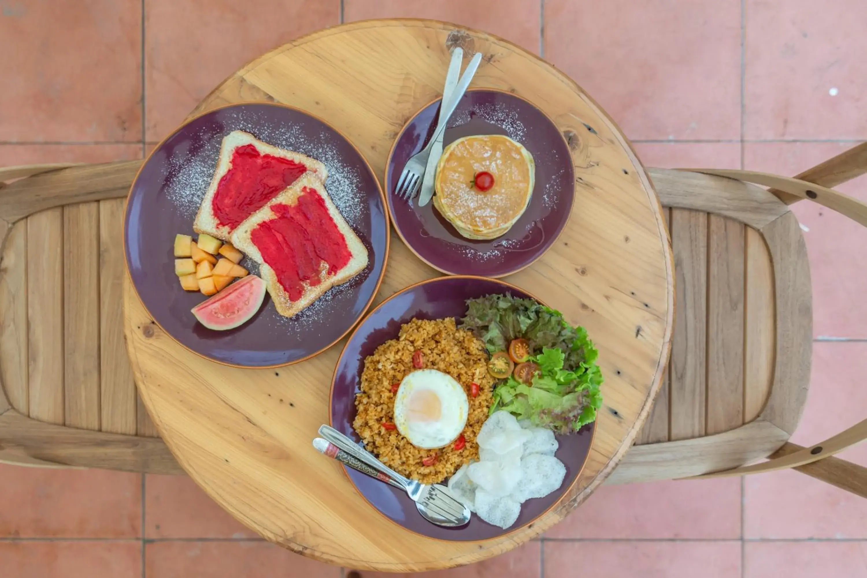 Breakfast in Wonderloft Hostel Jogja Breakfast in Wonderloft Hostel Jogja