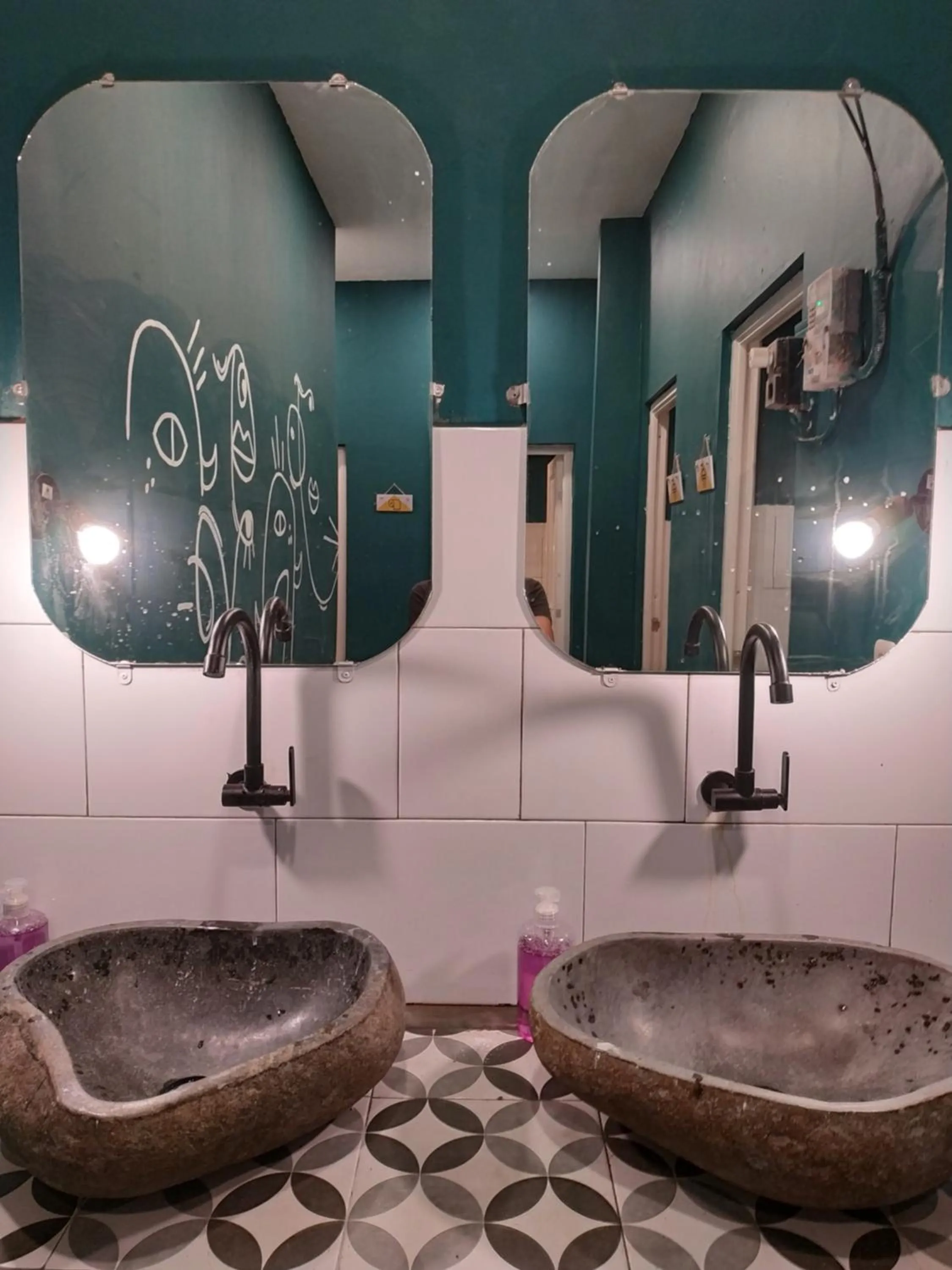 Wonderloft Hostel Jogja