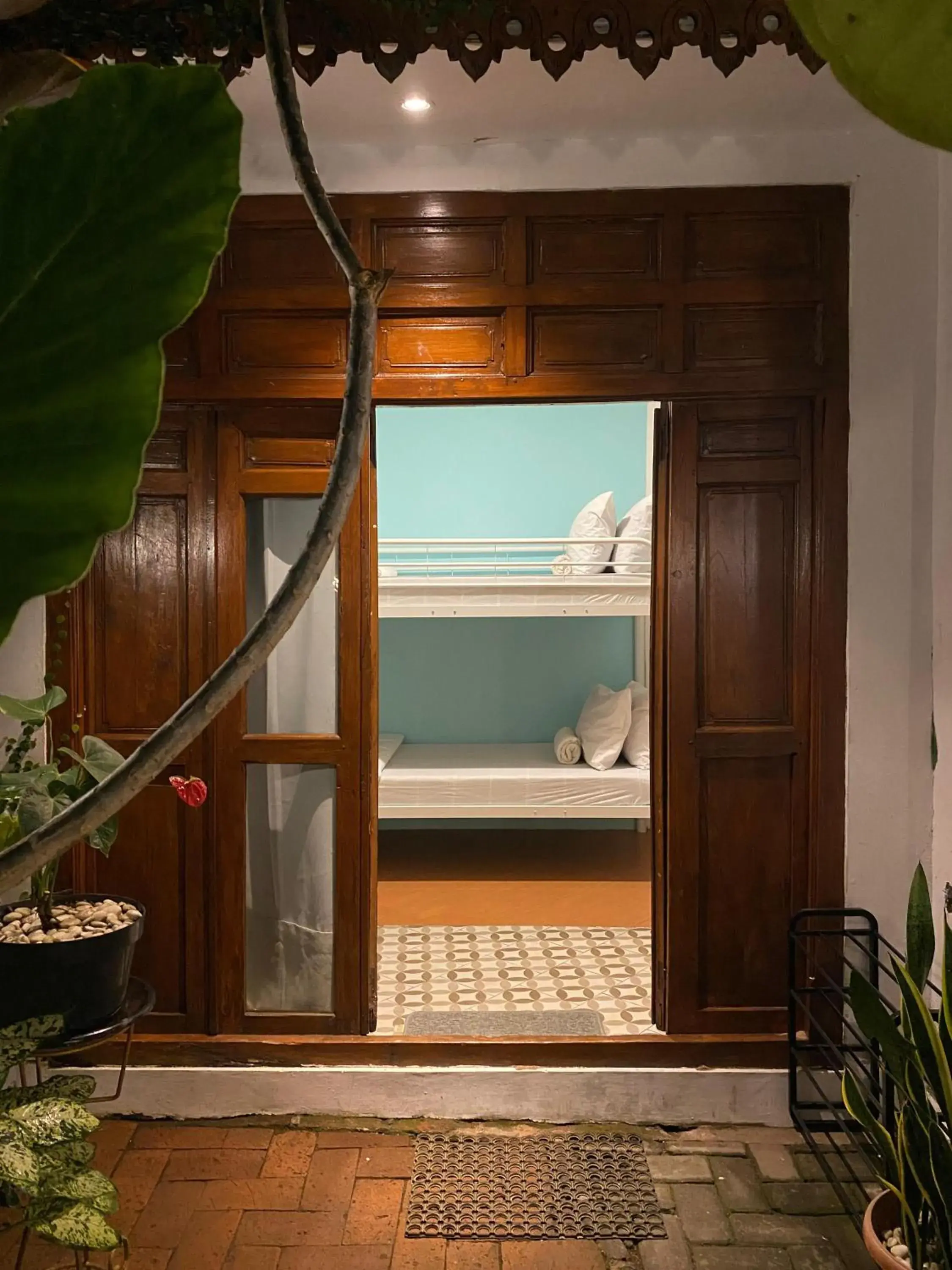 Standard Twin Room with Garden View in Wonderloft Hostel Jogja Standard Twin Room with Garden View in Wonderloft Hostel Jogja