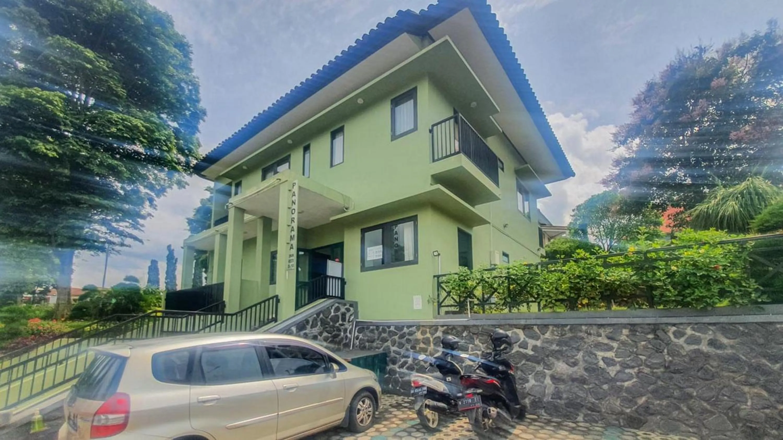 Panorama Inn Residence Batu Redpartner