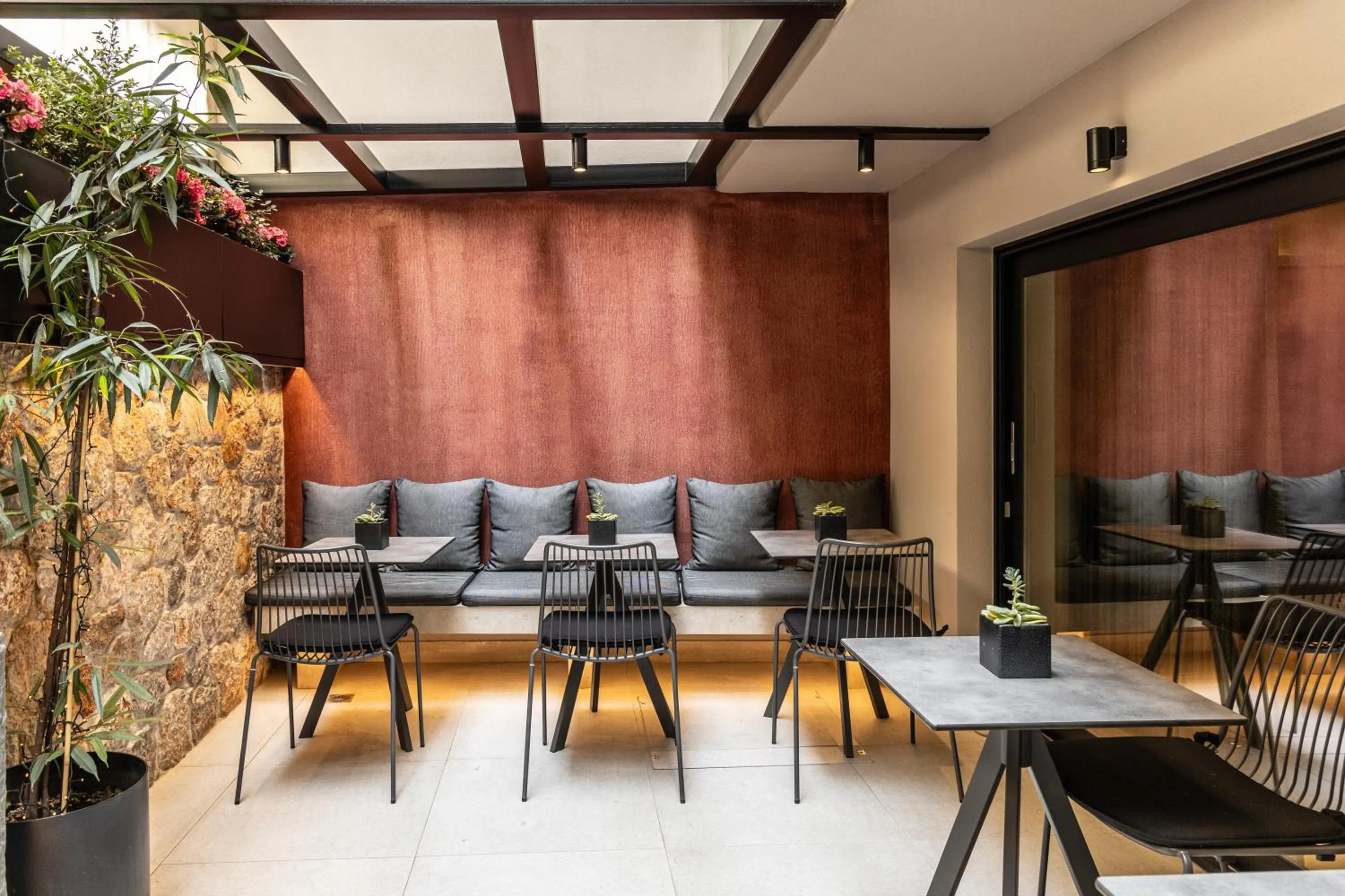 Balcony/Terrace in Heritage Hill Hotel