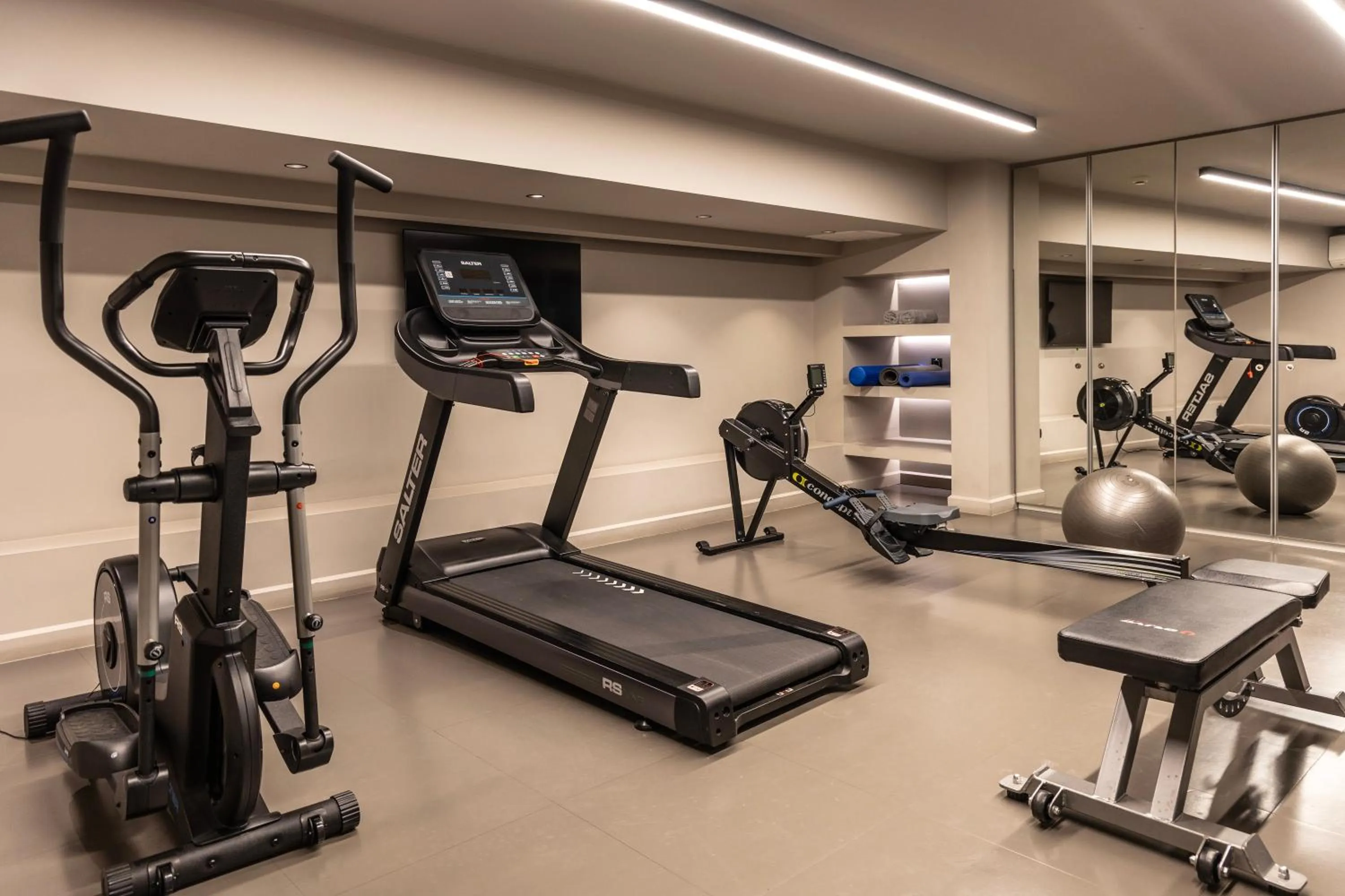 Fitness centre/facilities in Heritage Hill Hotel