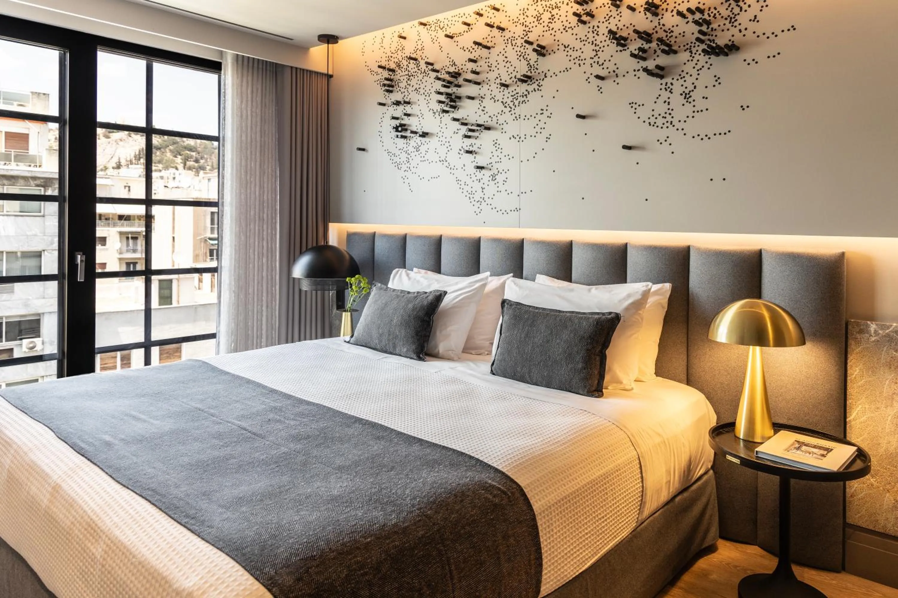 Bed in Heritage Hill Hotel