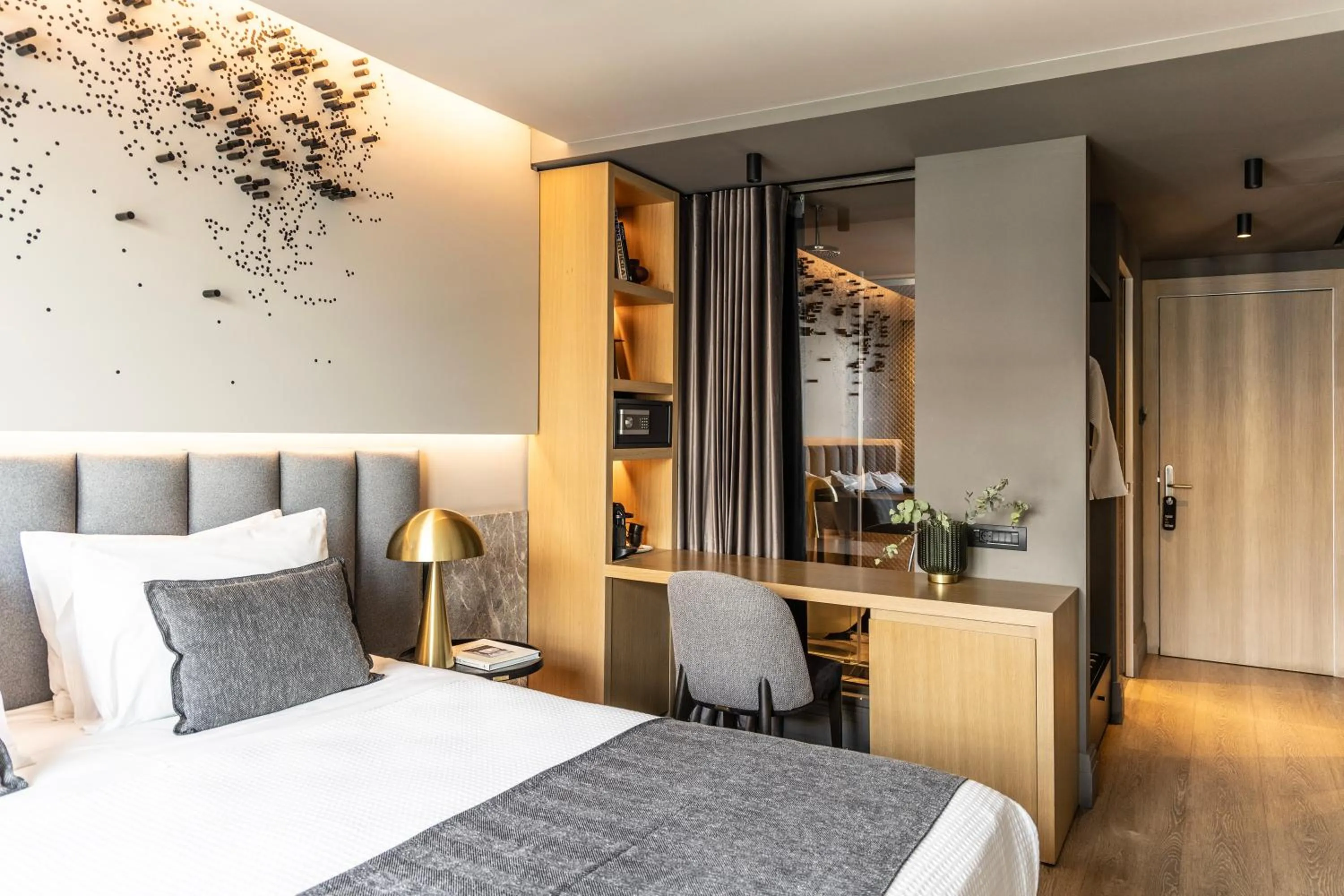 Bed in Heritage Hill Hotel