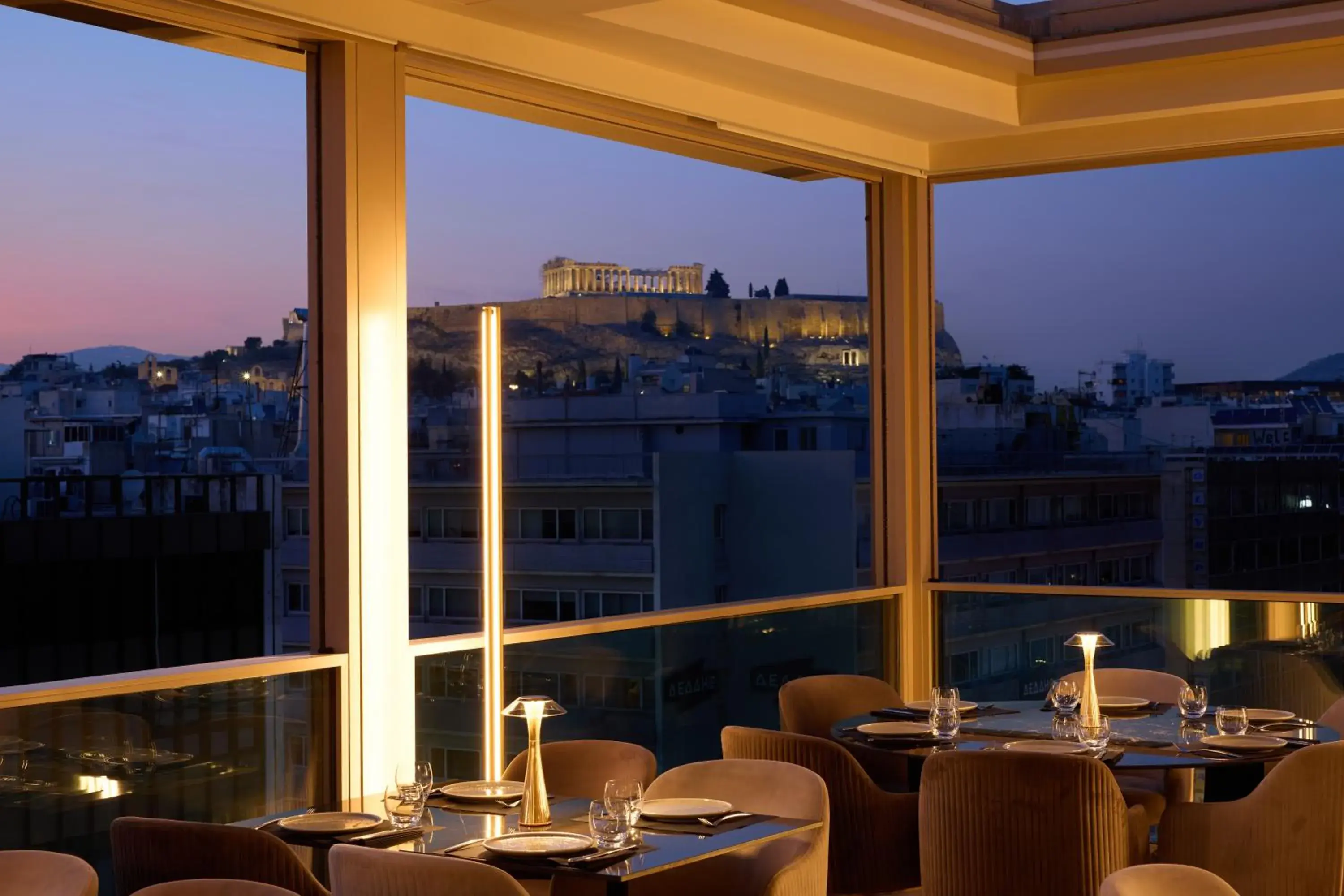 Restaurant/places to eat in Heritage Hill Hotel Restaurant/places to eat in Heritage Hill Hotel