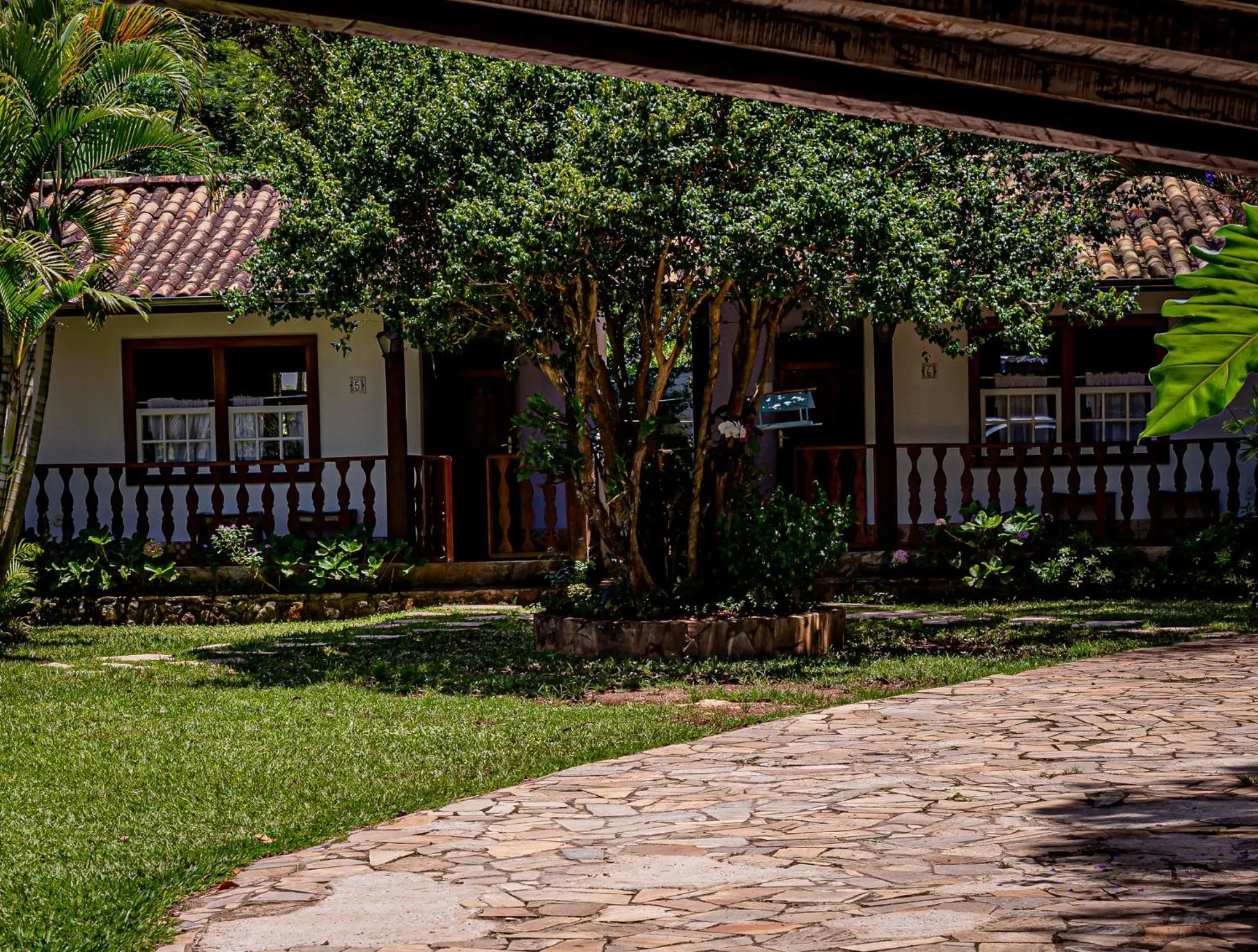 Property building in Casa de Violeta Pousada
